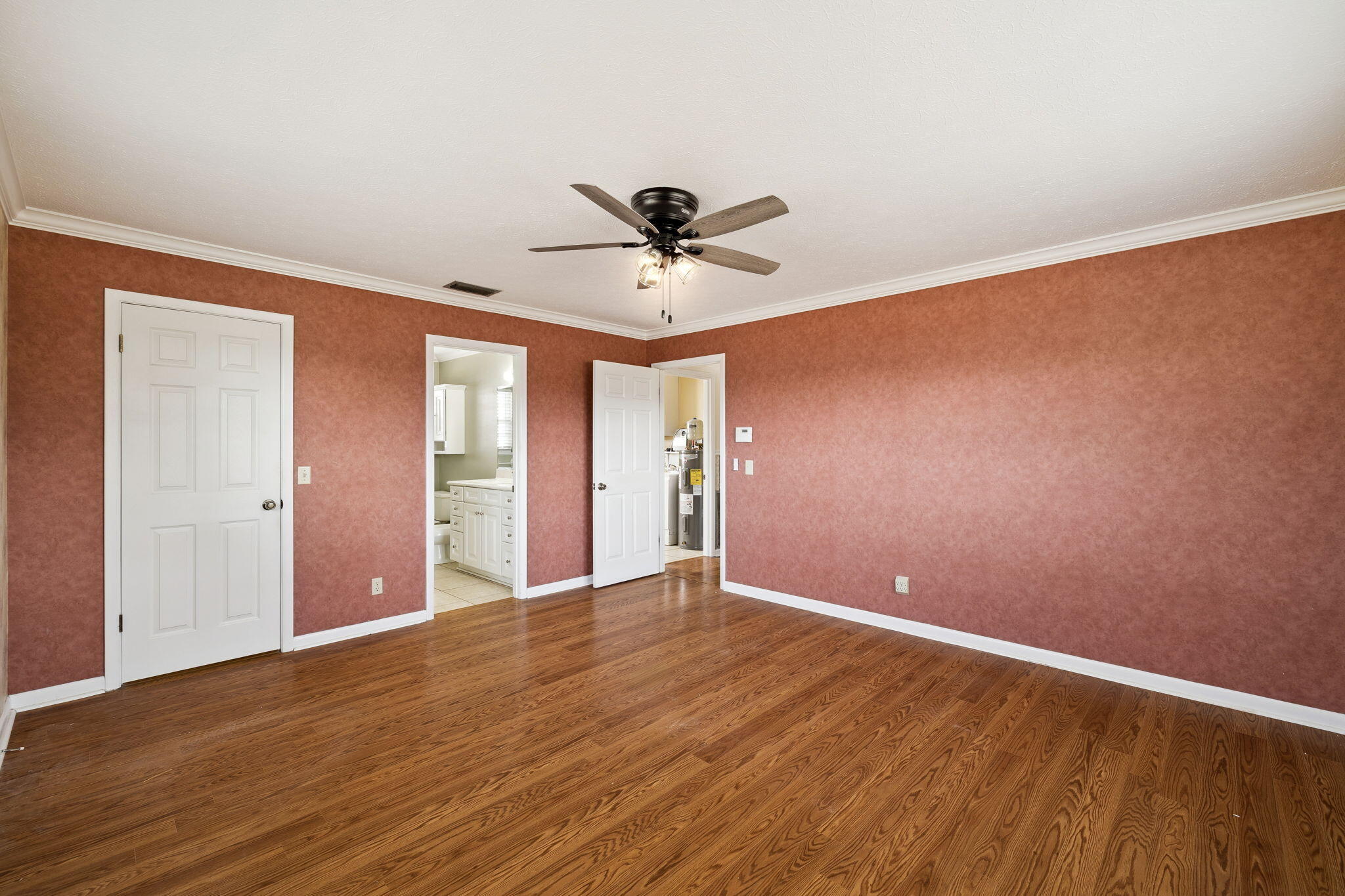 BAYWOOD SHORE ESTATES UNIT 2 - Residential