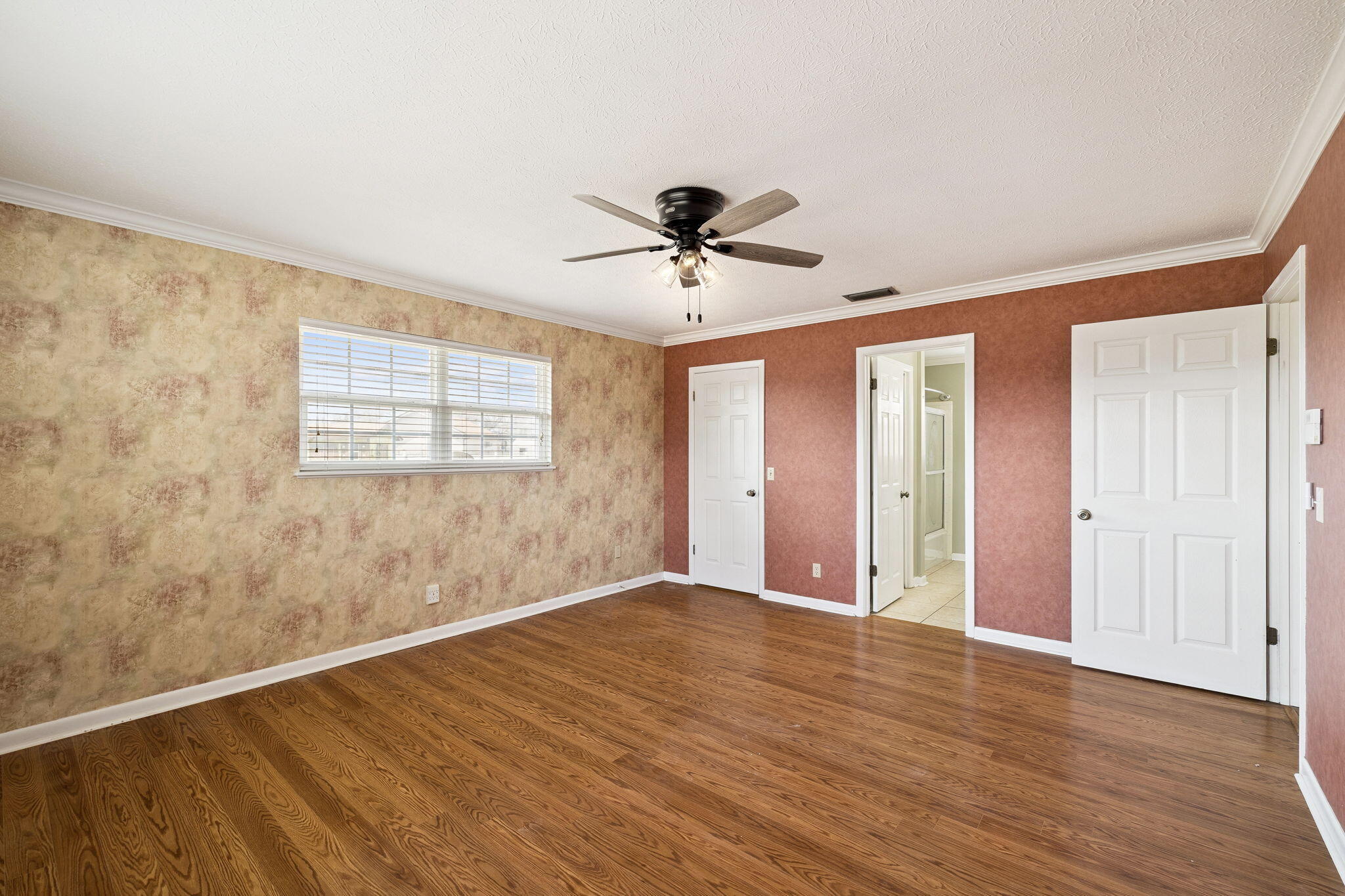 BAYWOOD SHORE ESTATES UNIT 2 - Residential