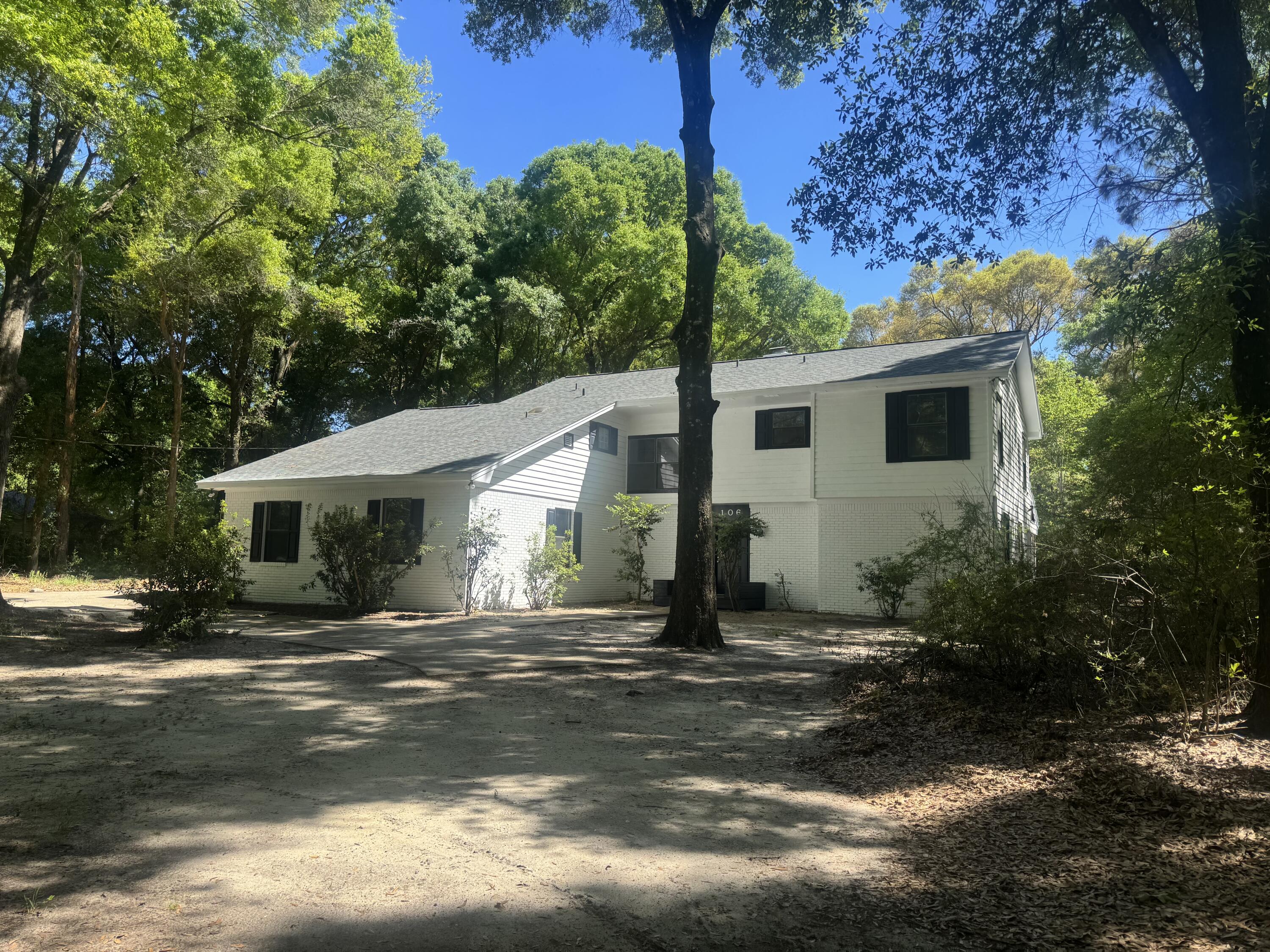 KENNEDY LAKES 1ST ADDN - Residential