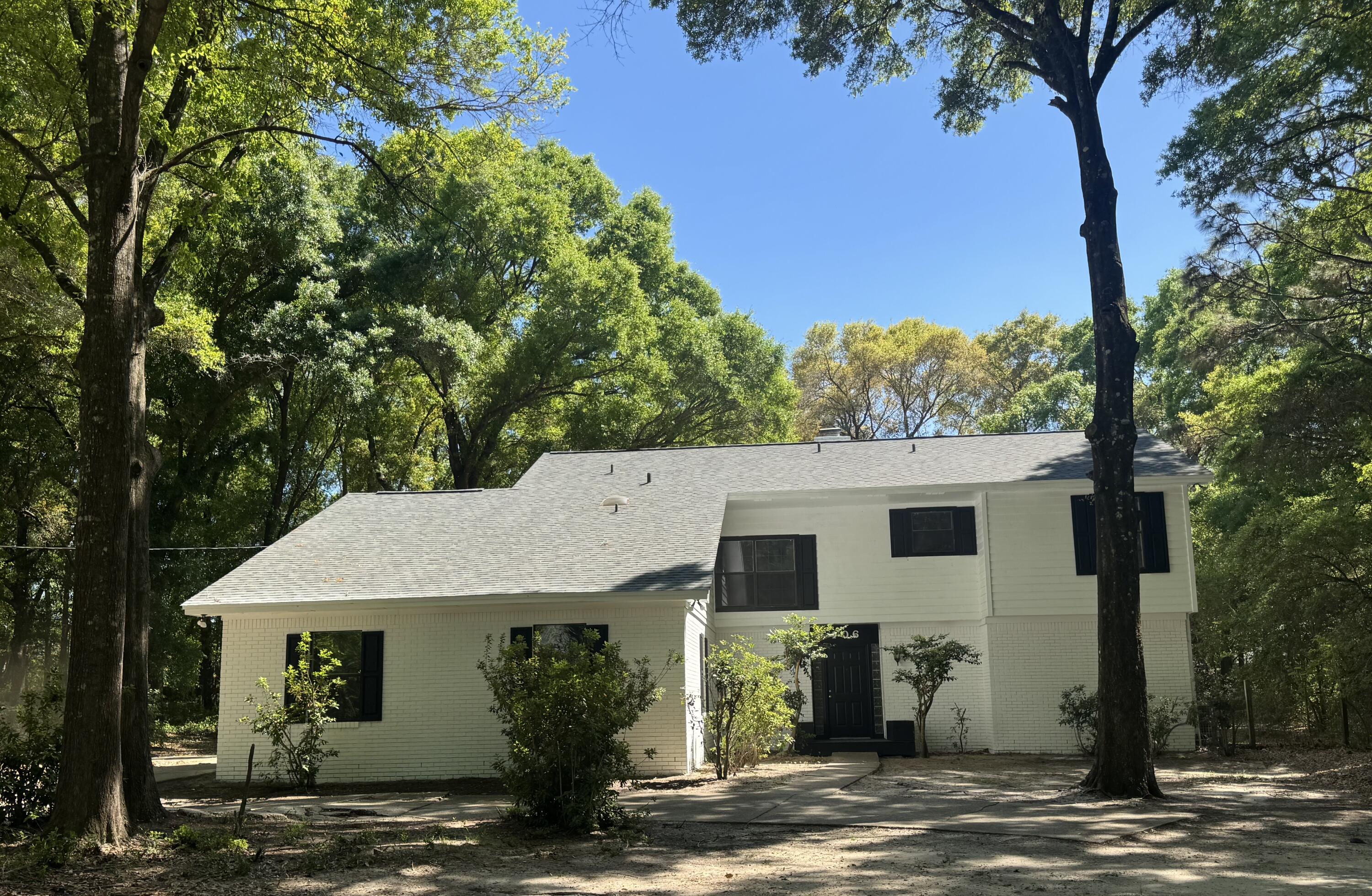 KENNEDY LAKES 1ST ADDN - Residential