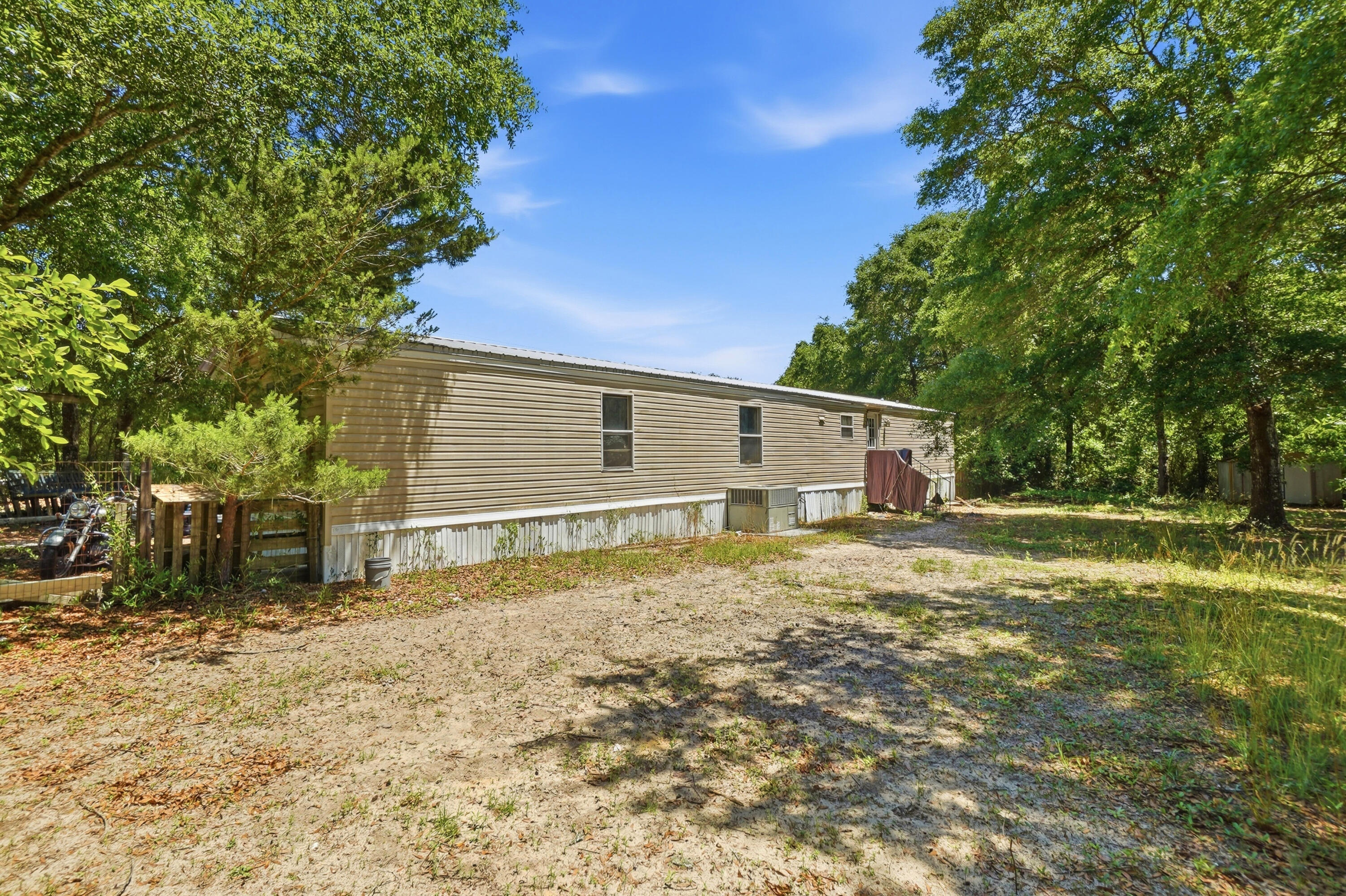 OAKWOOD HILLS UNIT 1 - Residential