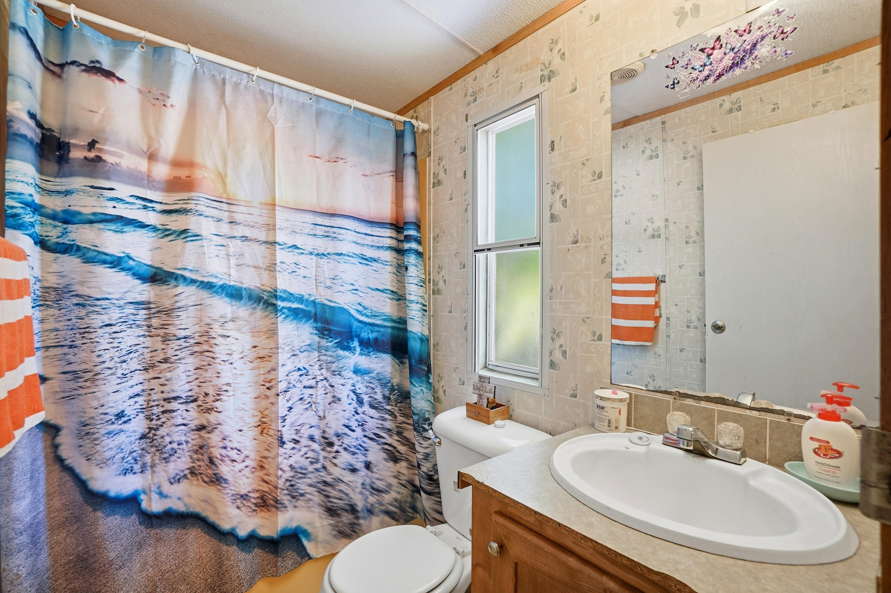 OAKWOOD HILLS UNIT 1 - Residential