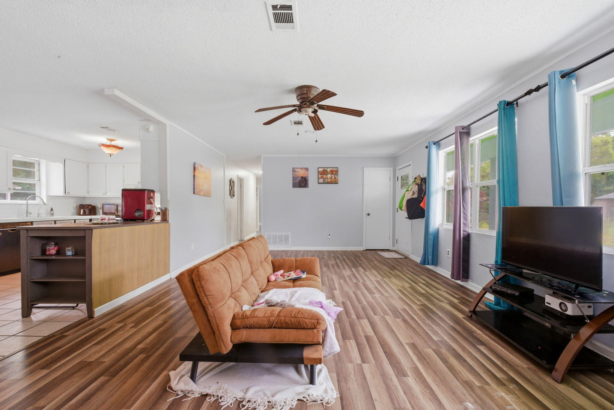 PINE FOREST HEIGHTS - Residential