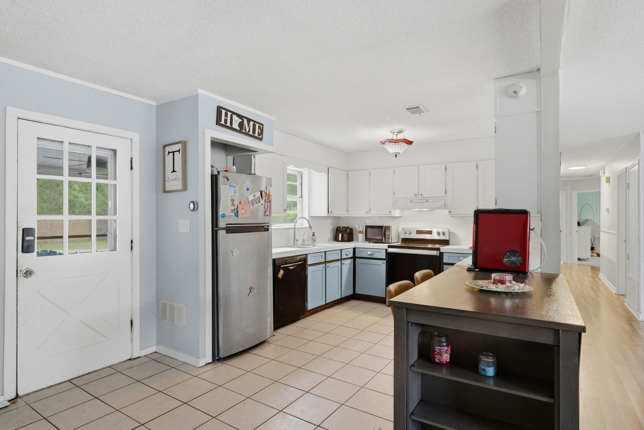 PINE FOREST HEIGHTS - Residential