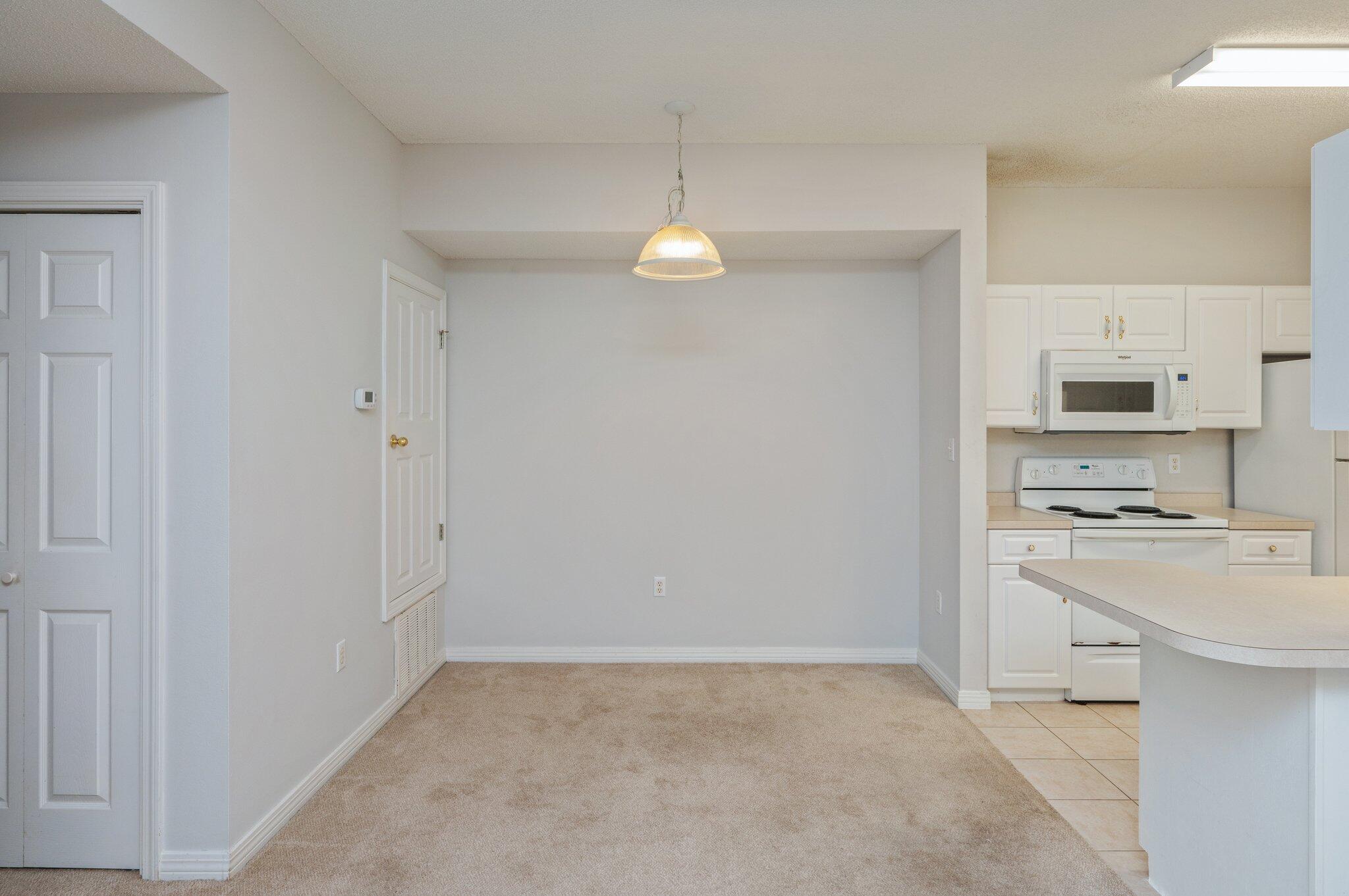 THE OAKS AT NICEVILLE - Residential Lease