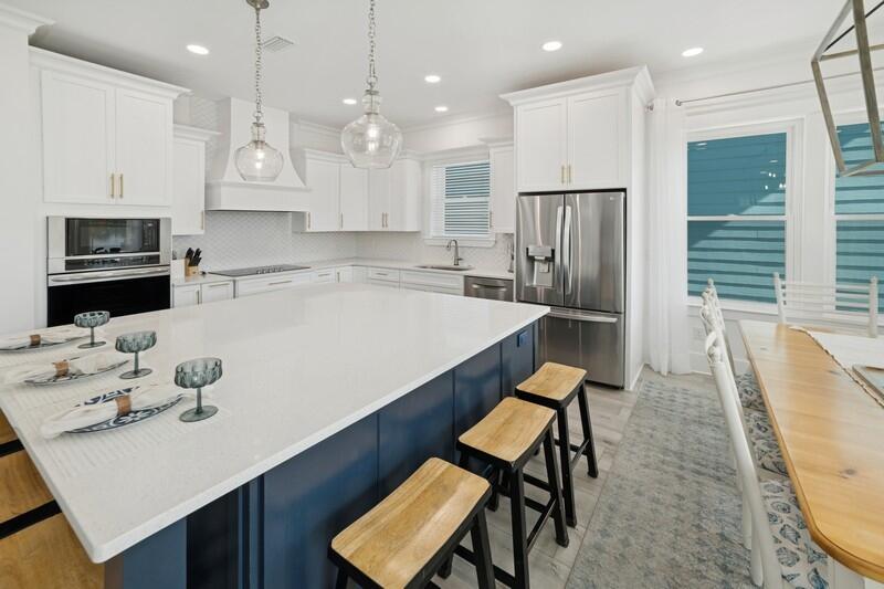 BY THE SEA - Residential