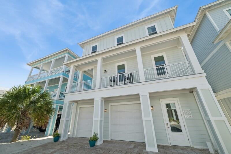 BY THE SEA - Residential