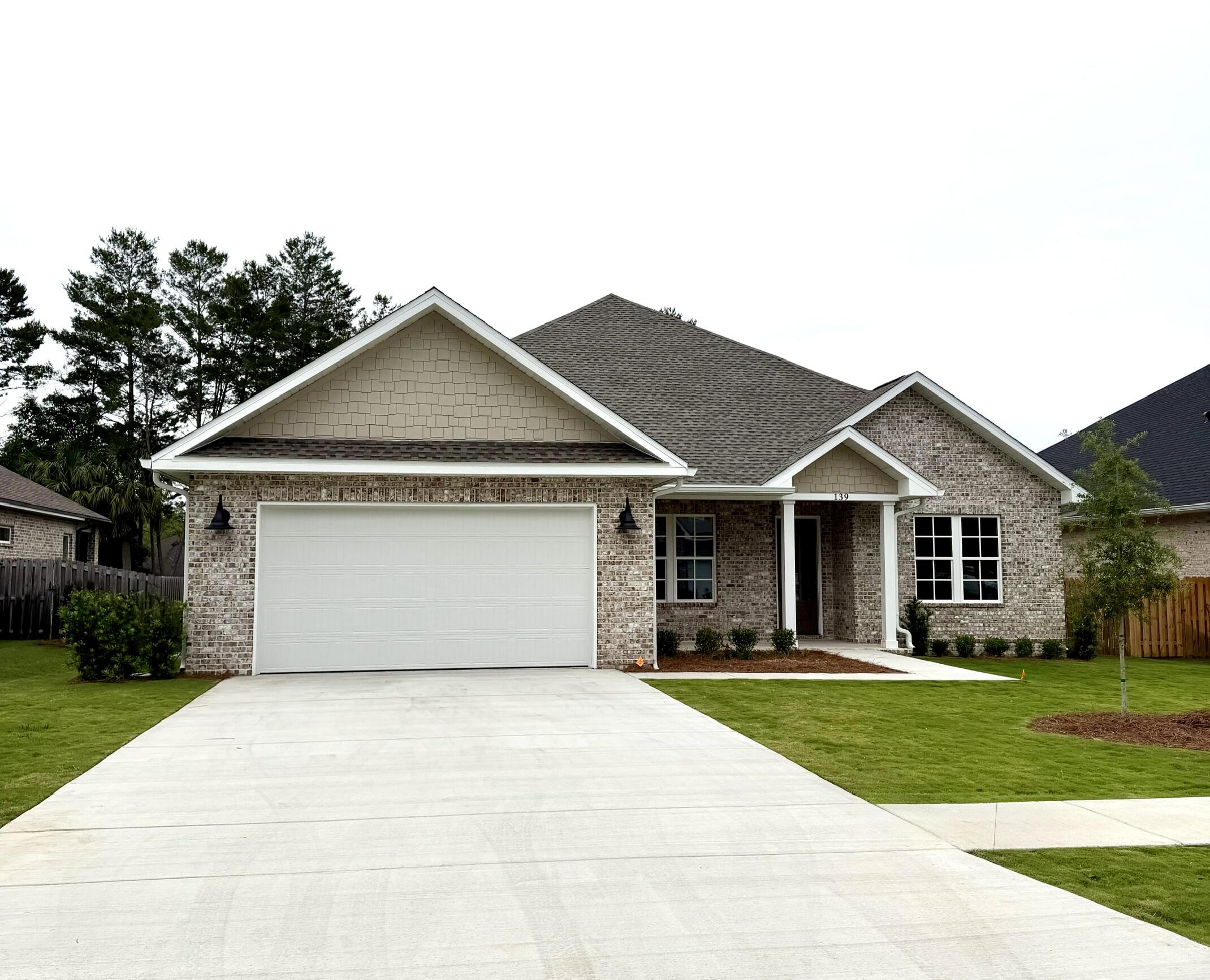 HAMMOCK BAY - Residential