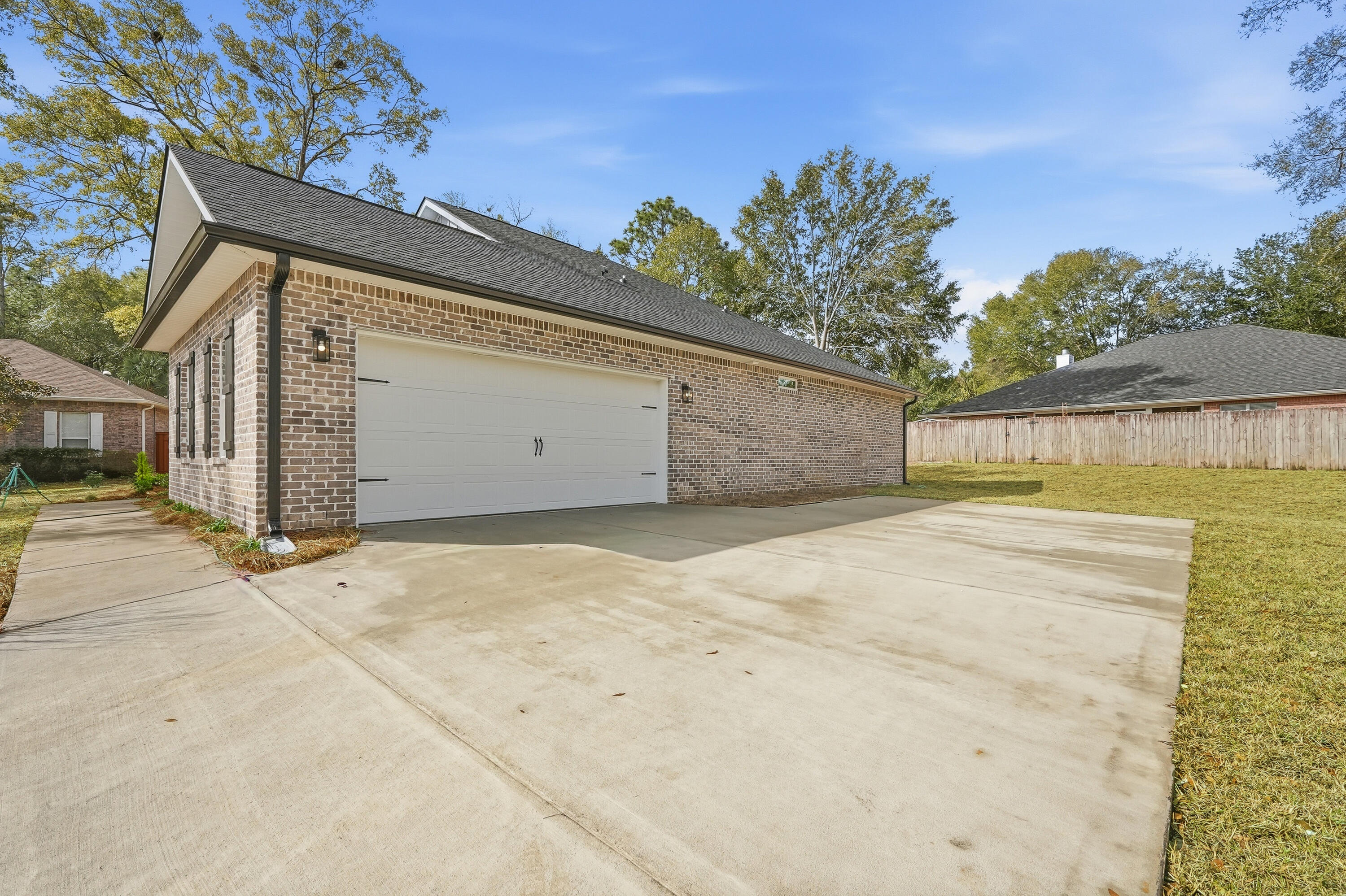 SILVER OAKS PH 1 - Residential