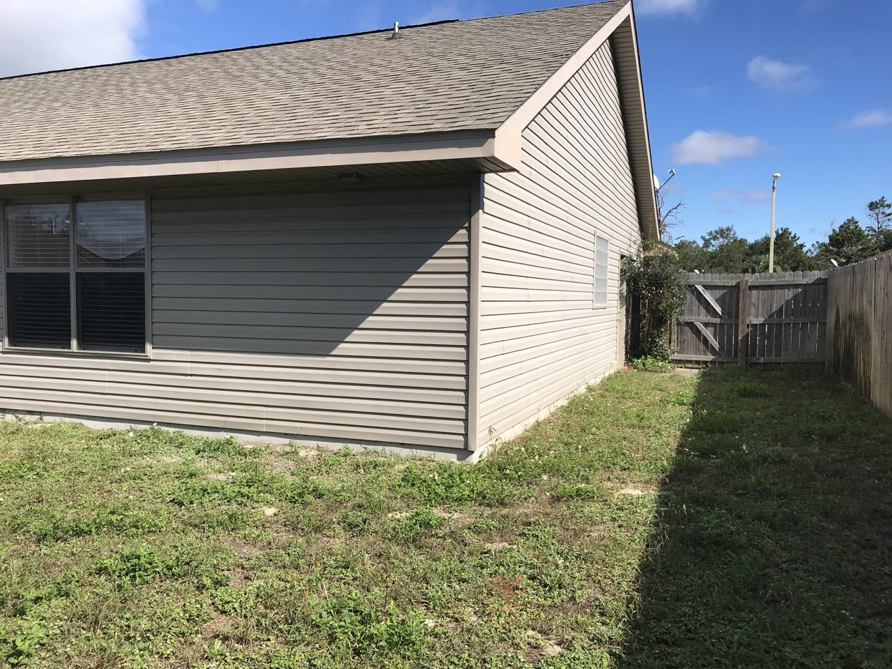 BAY PINES - Residential