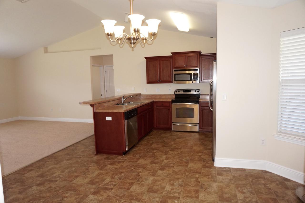 BAY PINES - Residential