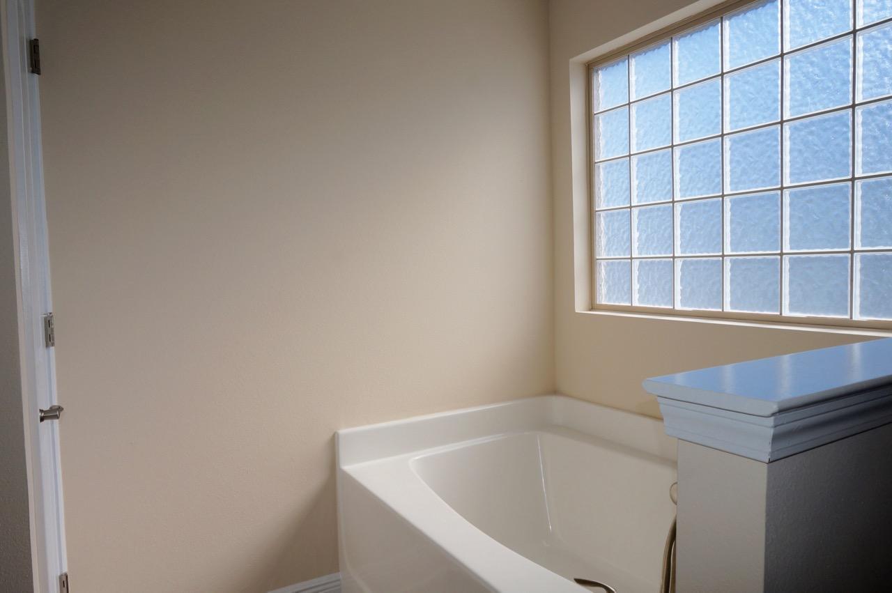 BAY PINES - Residential