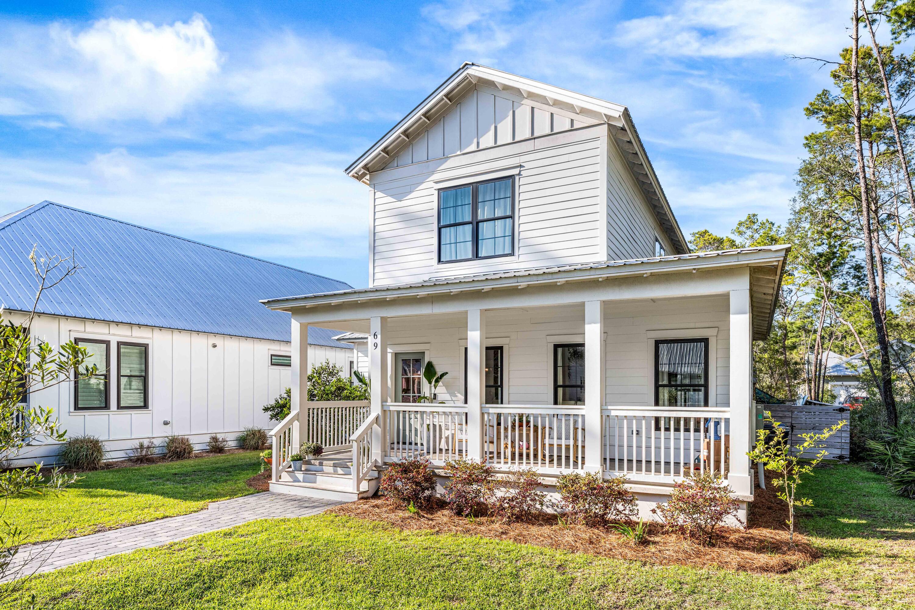 GRAYTON BAYOU - Residential