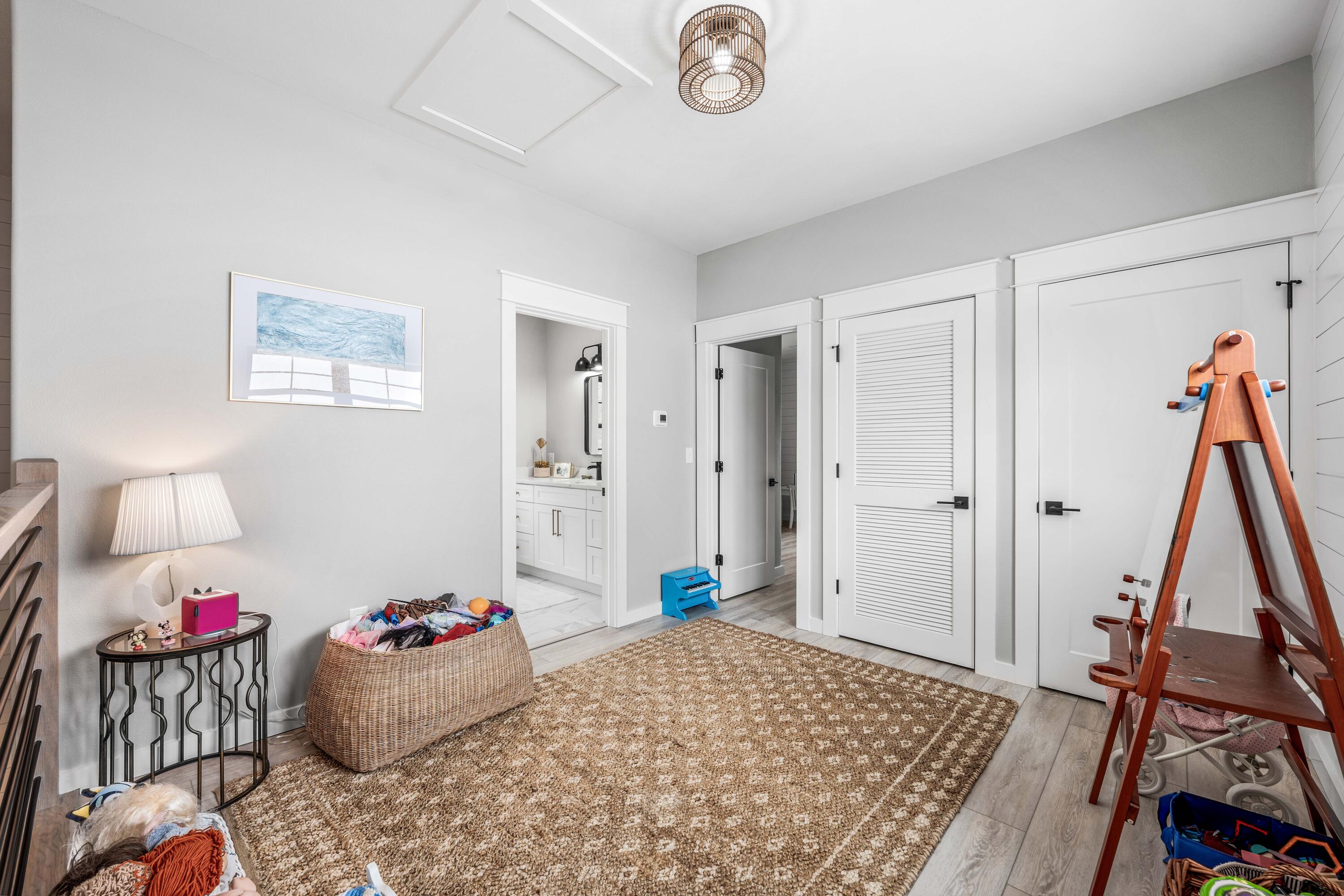 GRAYTON BAYOU - Residential