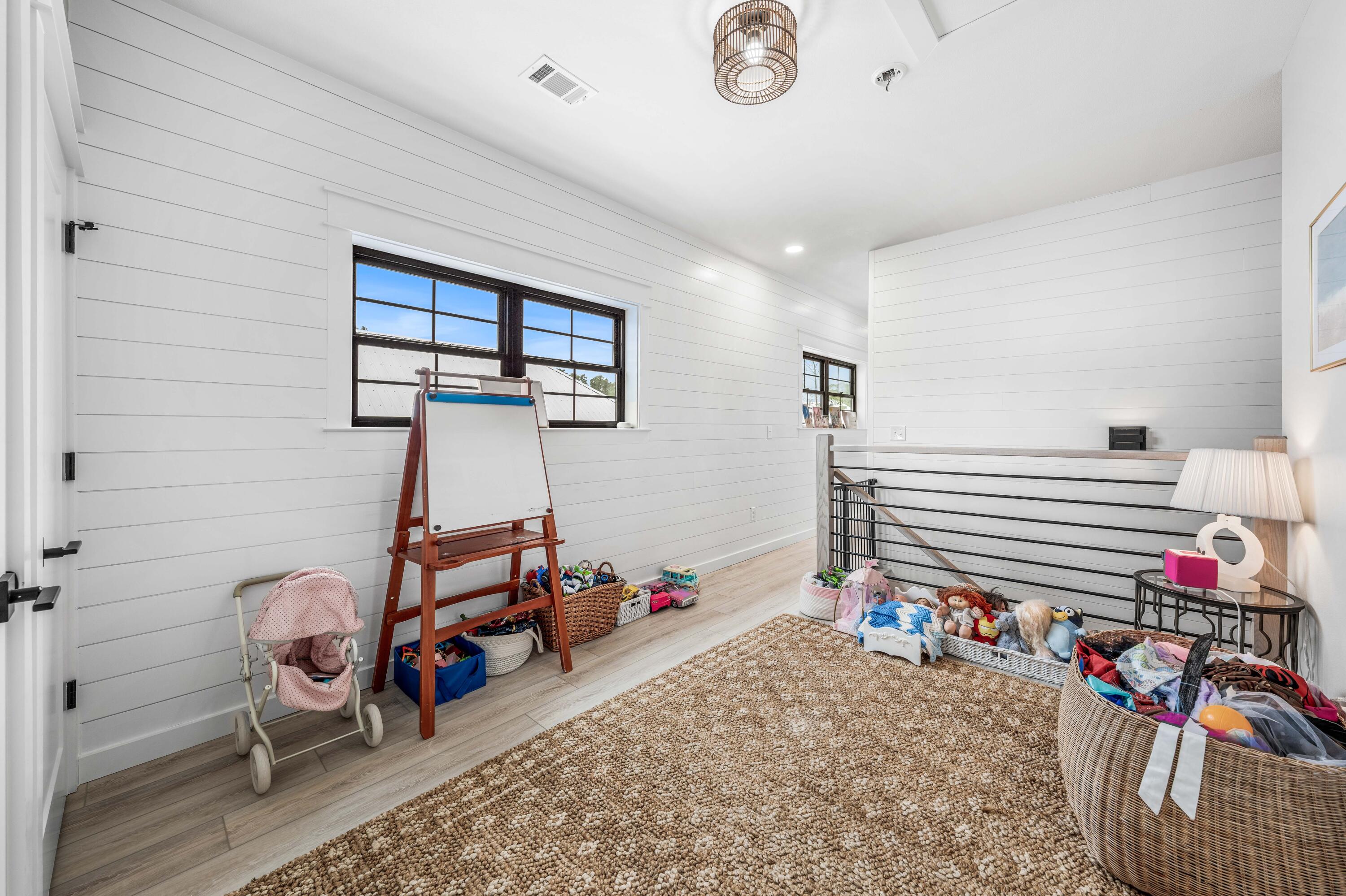 GRAYTON BAYOU - Residential