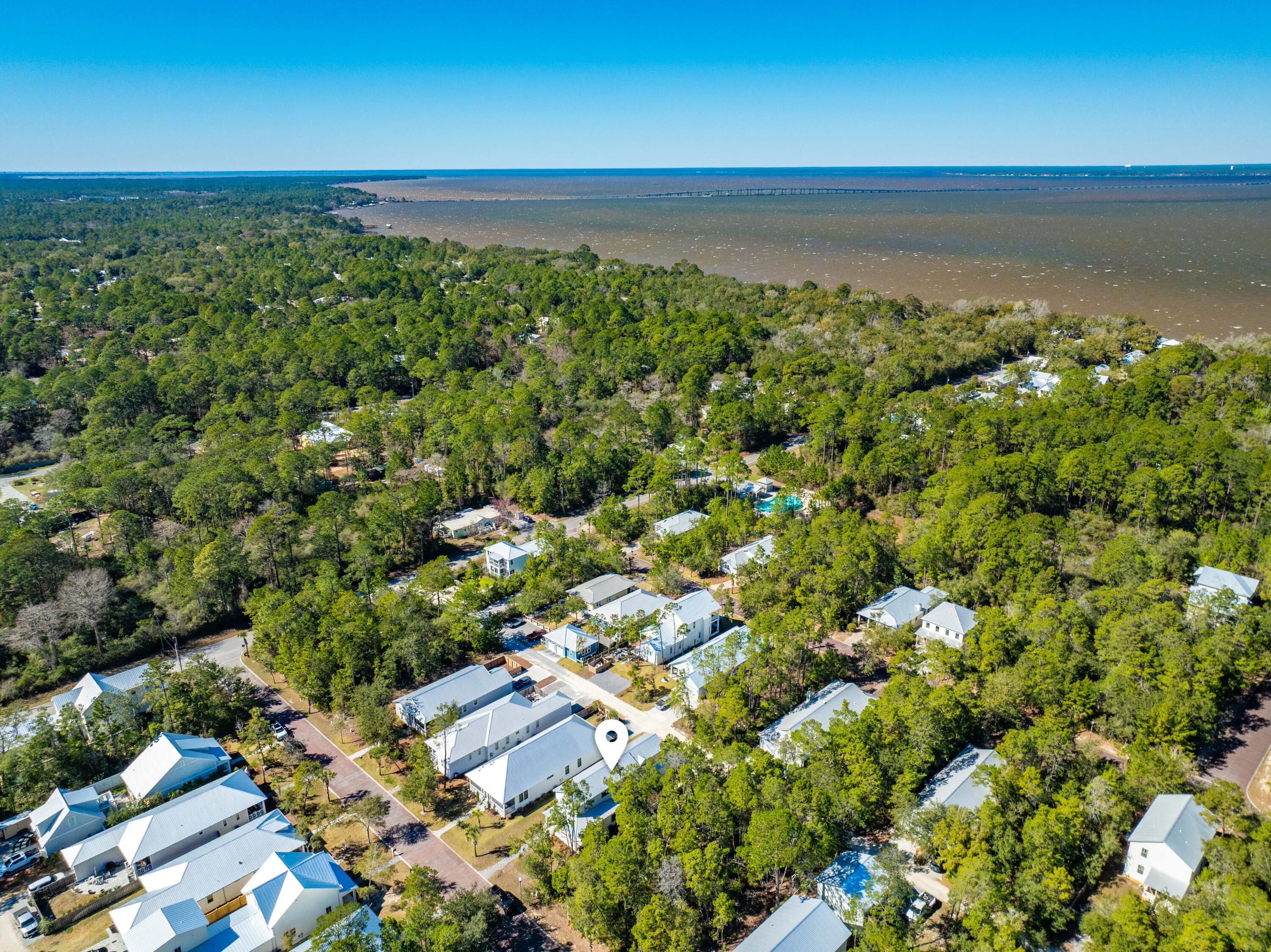 GRAYTON BAYOU - Residential