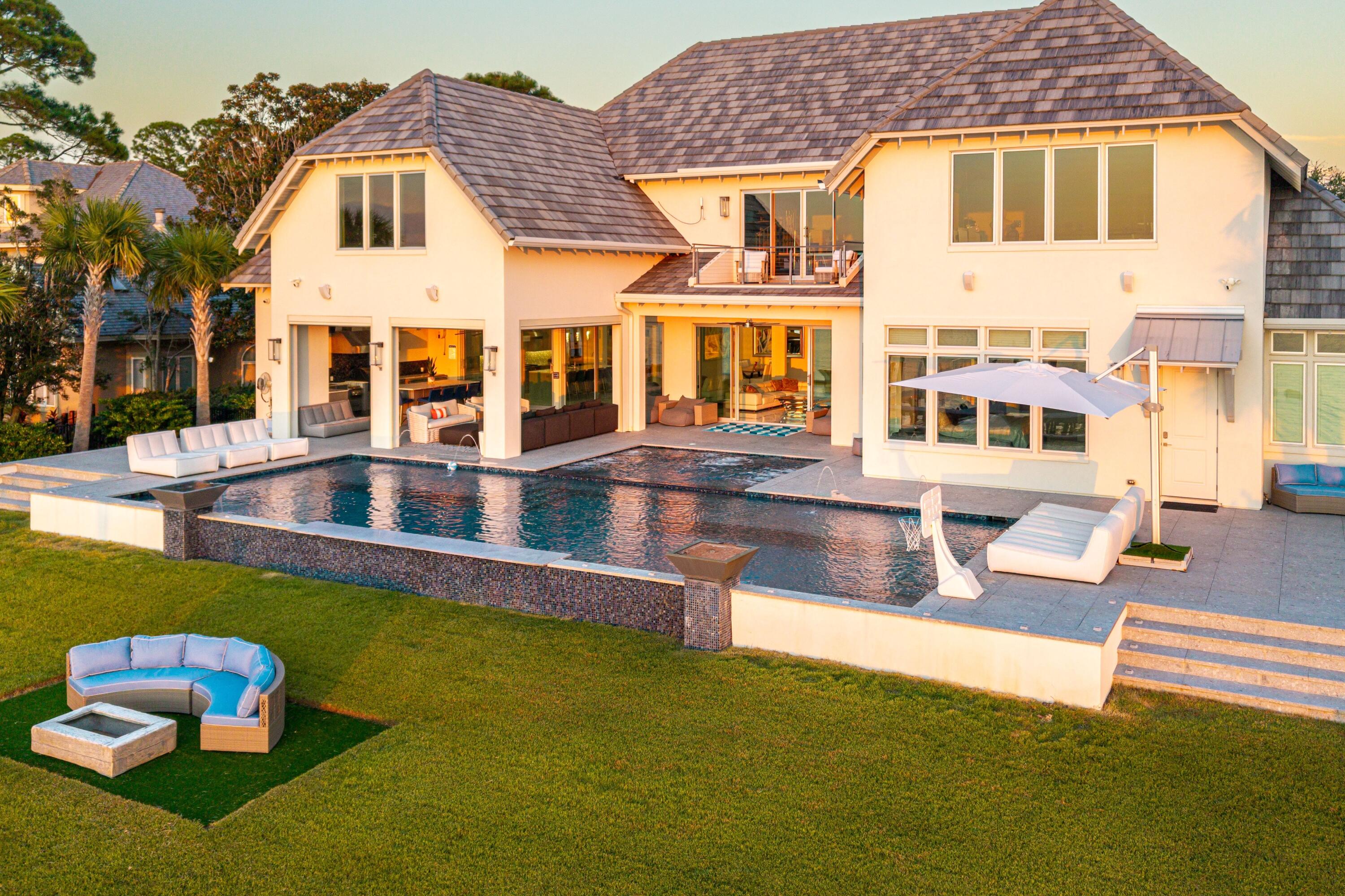 BURNT PINE - Residential