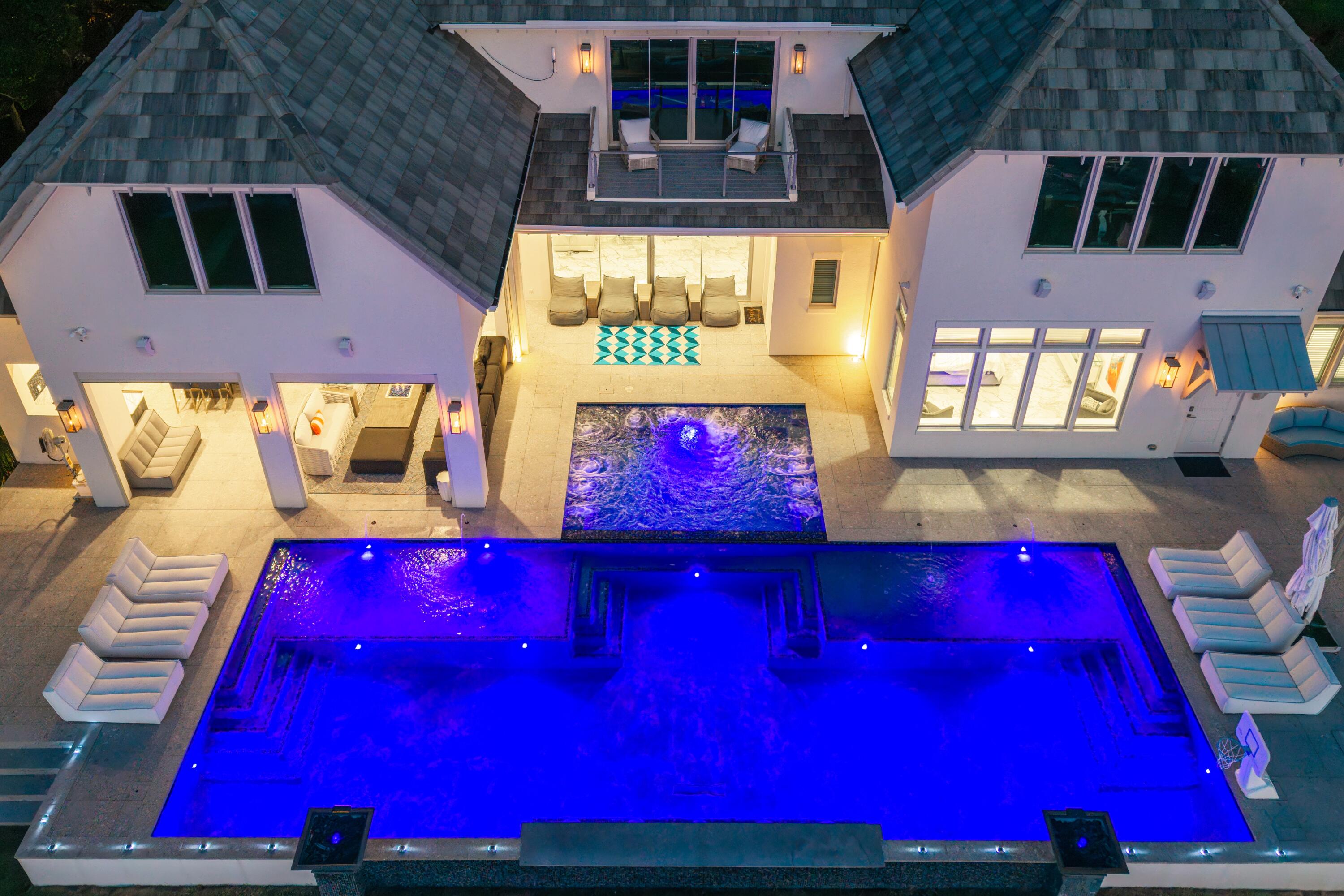 BURNT PINE - Residential