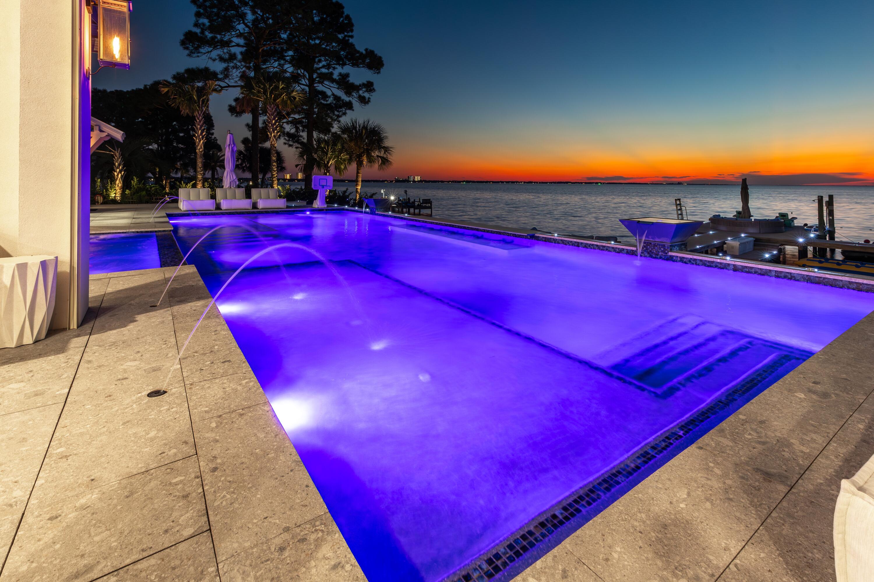 BURNT PINE - Residential