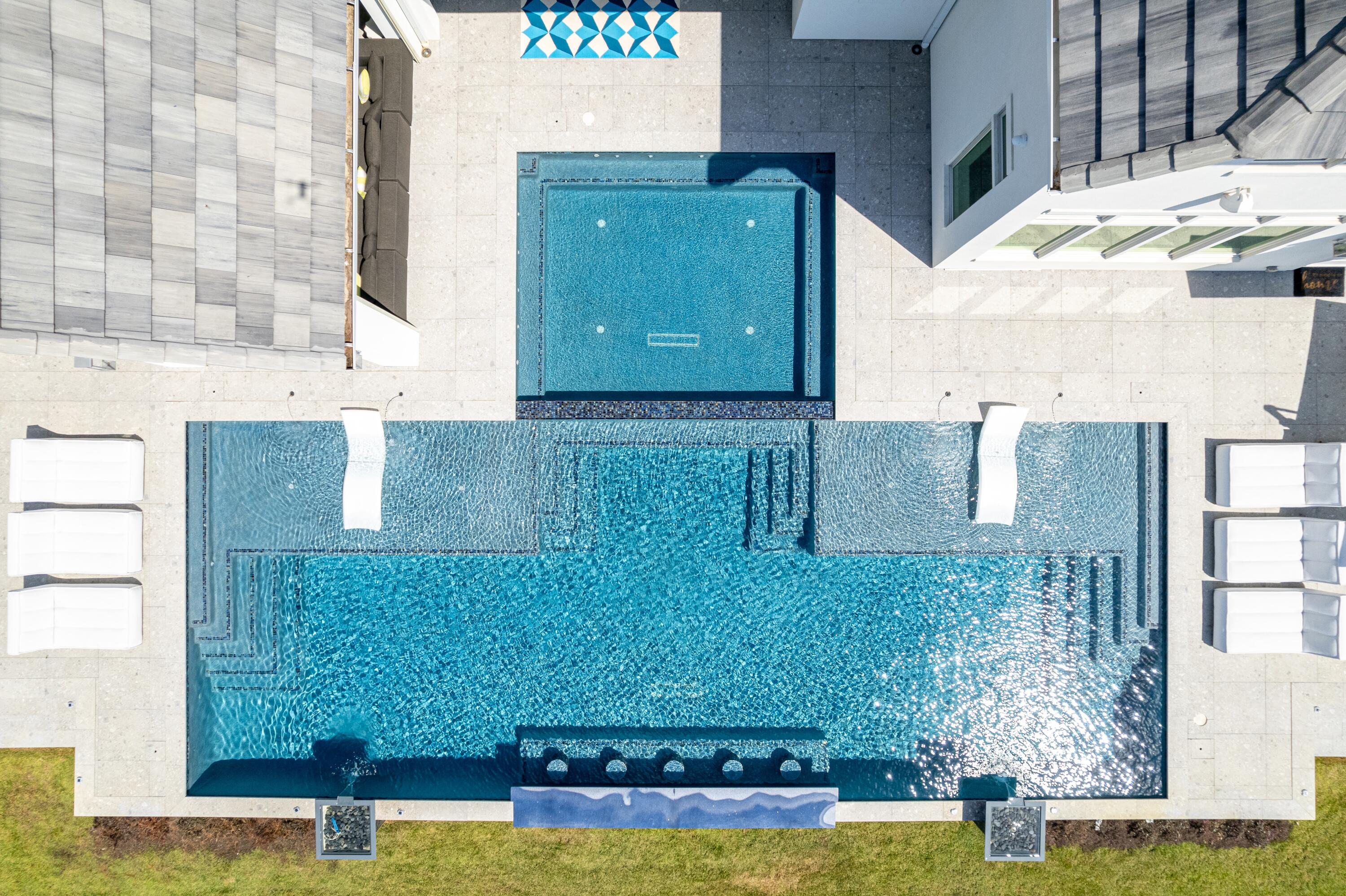 BURNT PINE - Residential