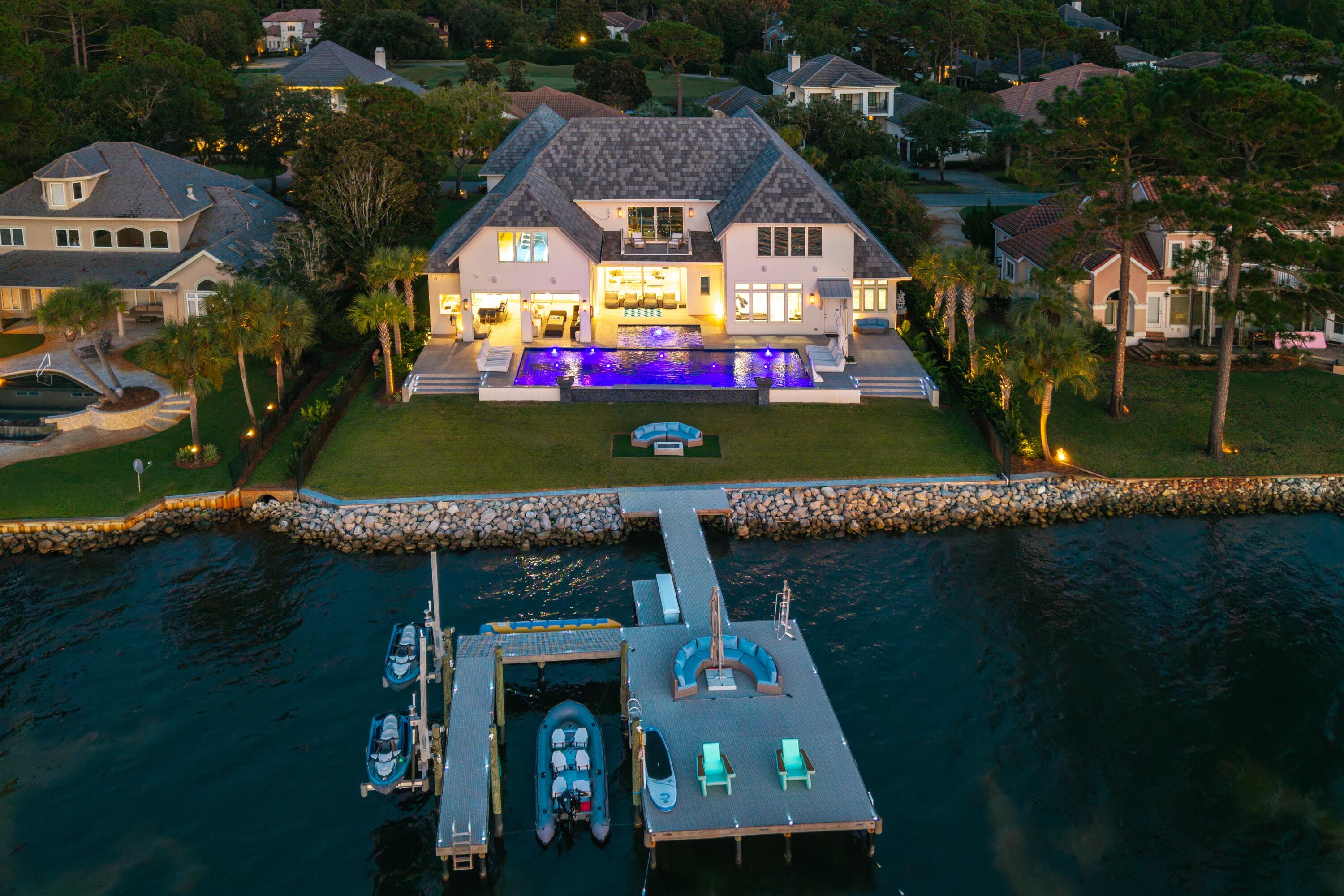 BURNT PINE - Residential