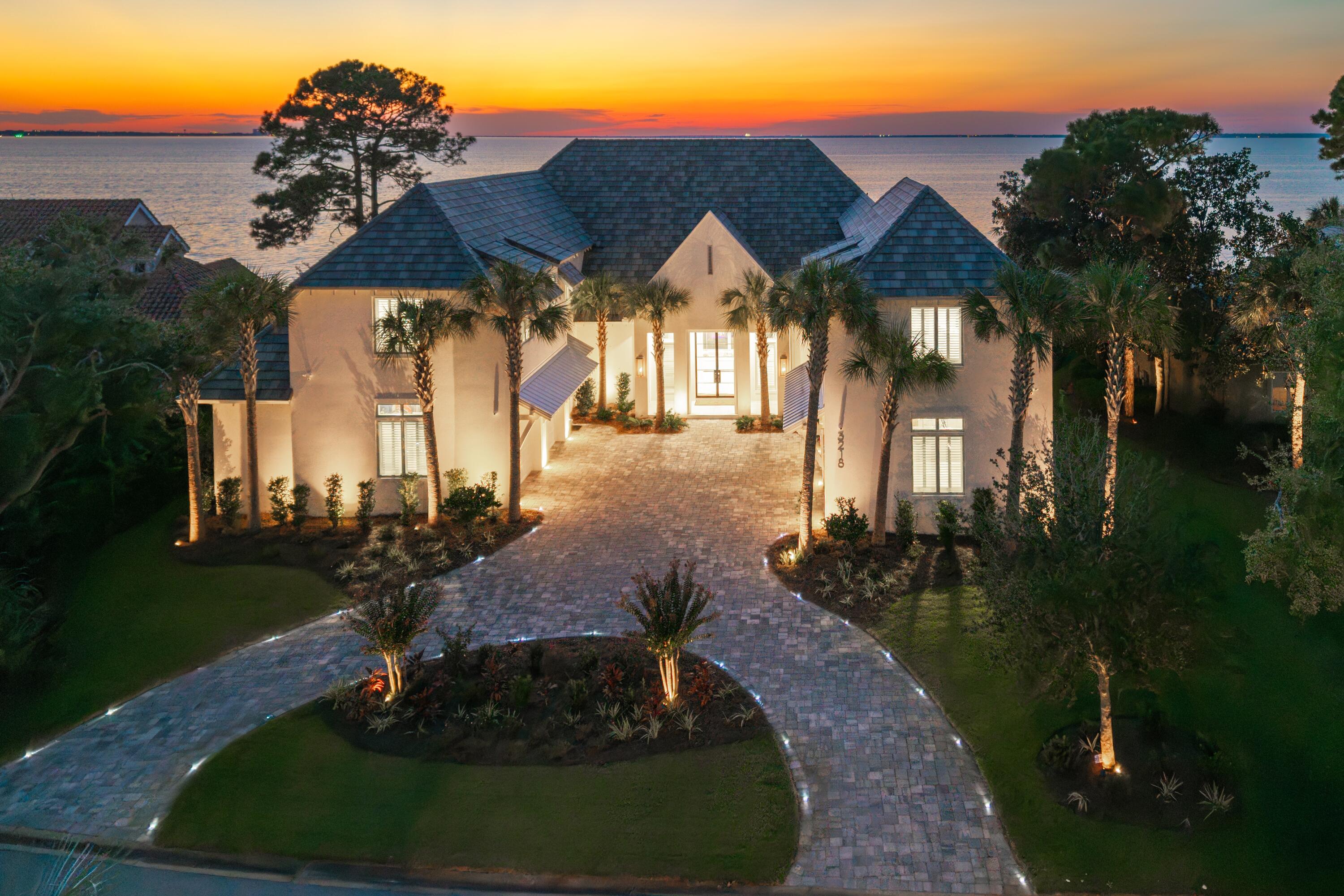 BURNT PINE - Residential