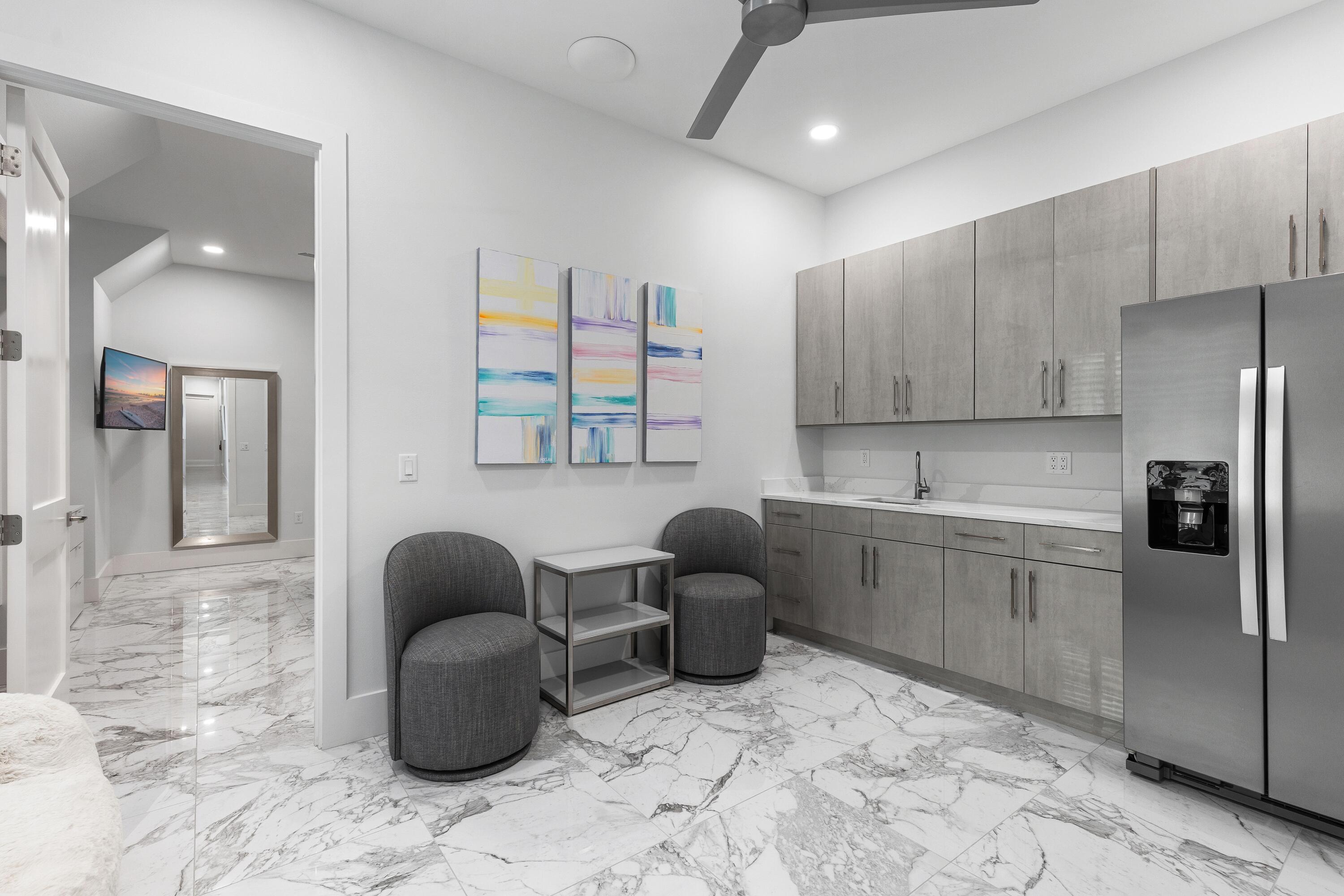 BURNT PINE - Residential