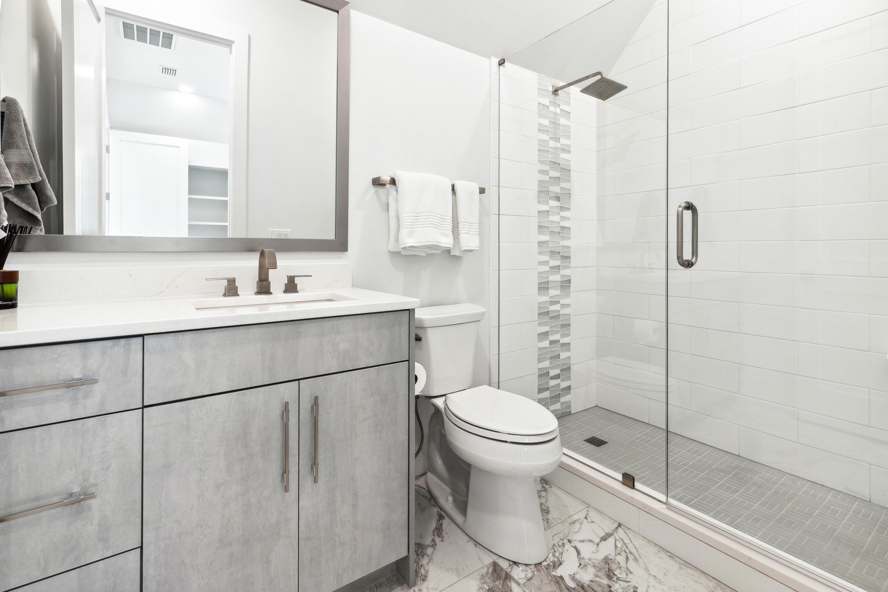 BURNT PINE - Residential