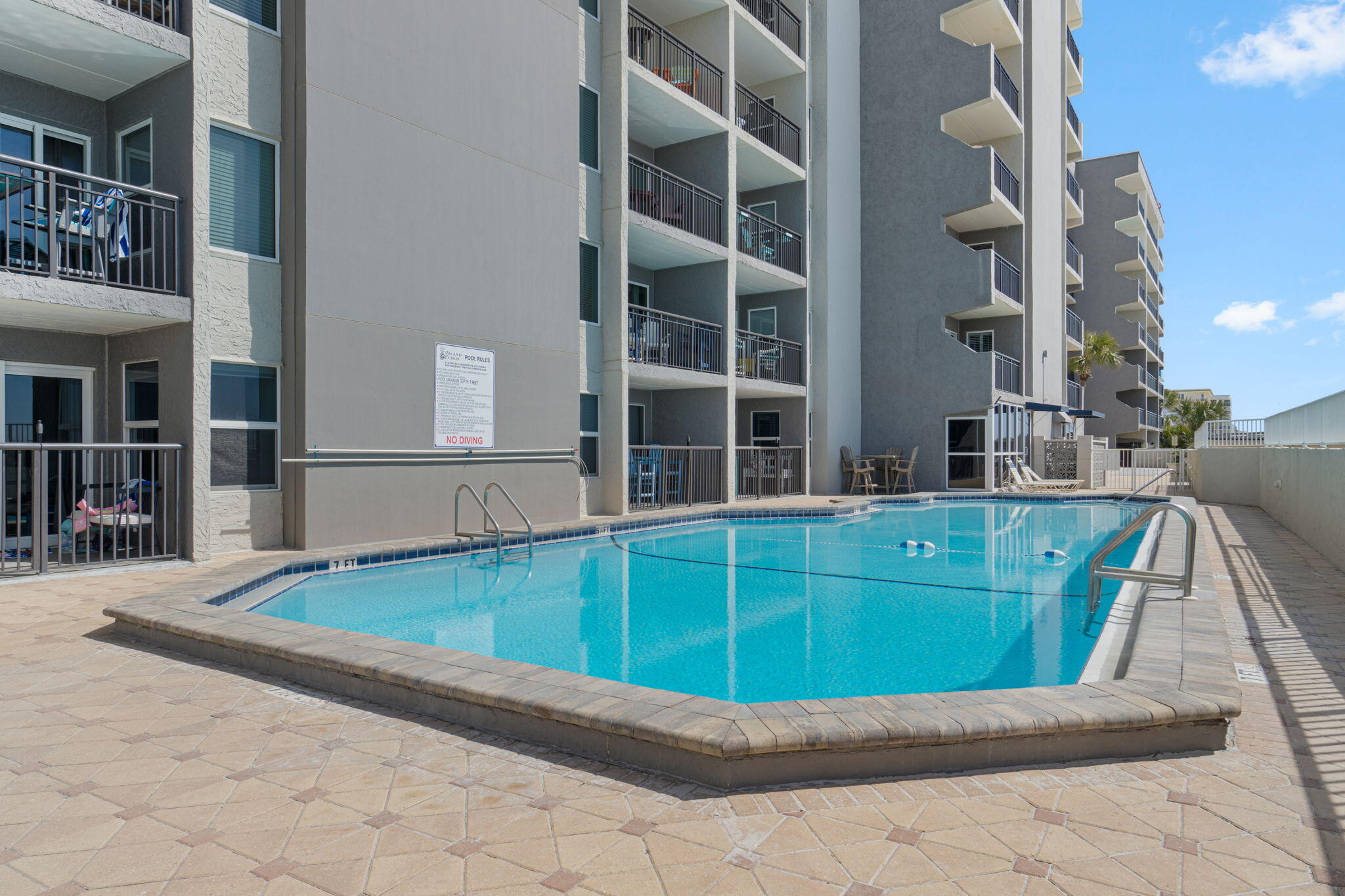 ISLAND ECHO CONDO - Residential