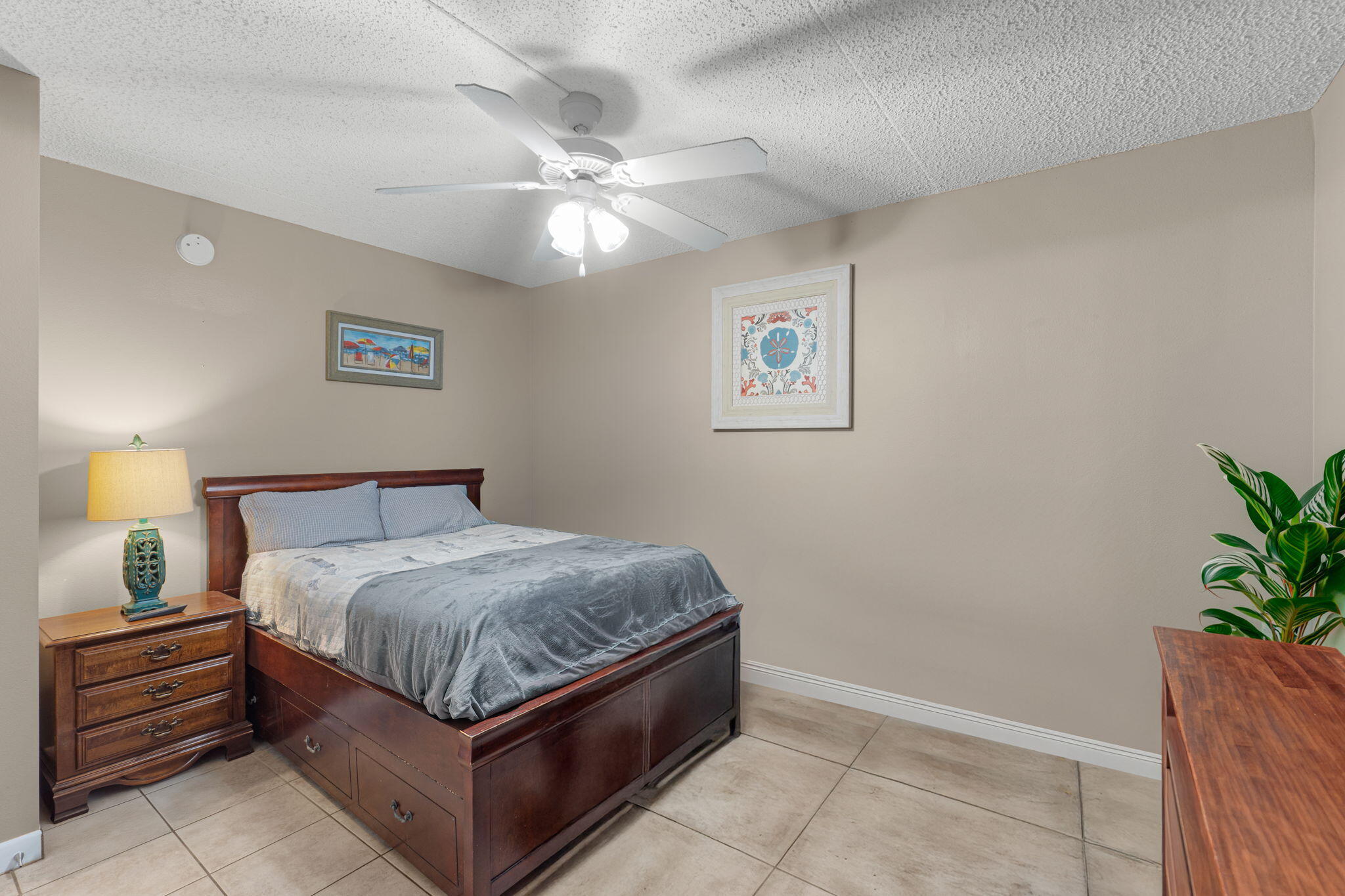 ISLAND ECHO CONDO - Residential