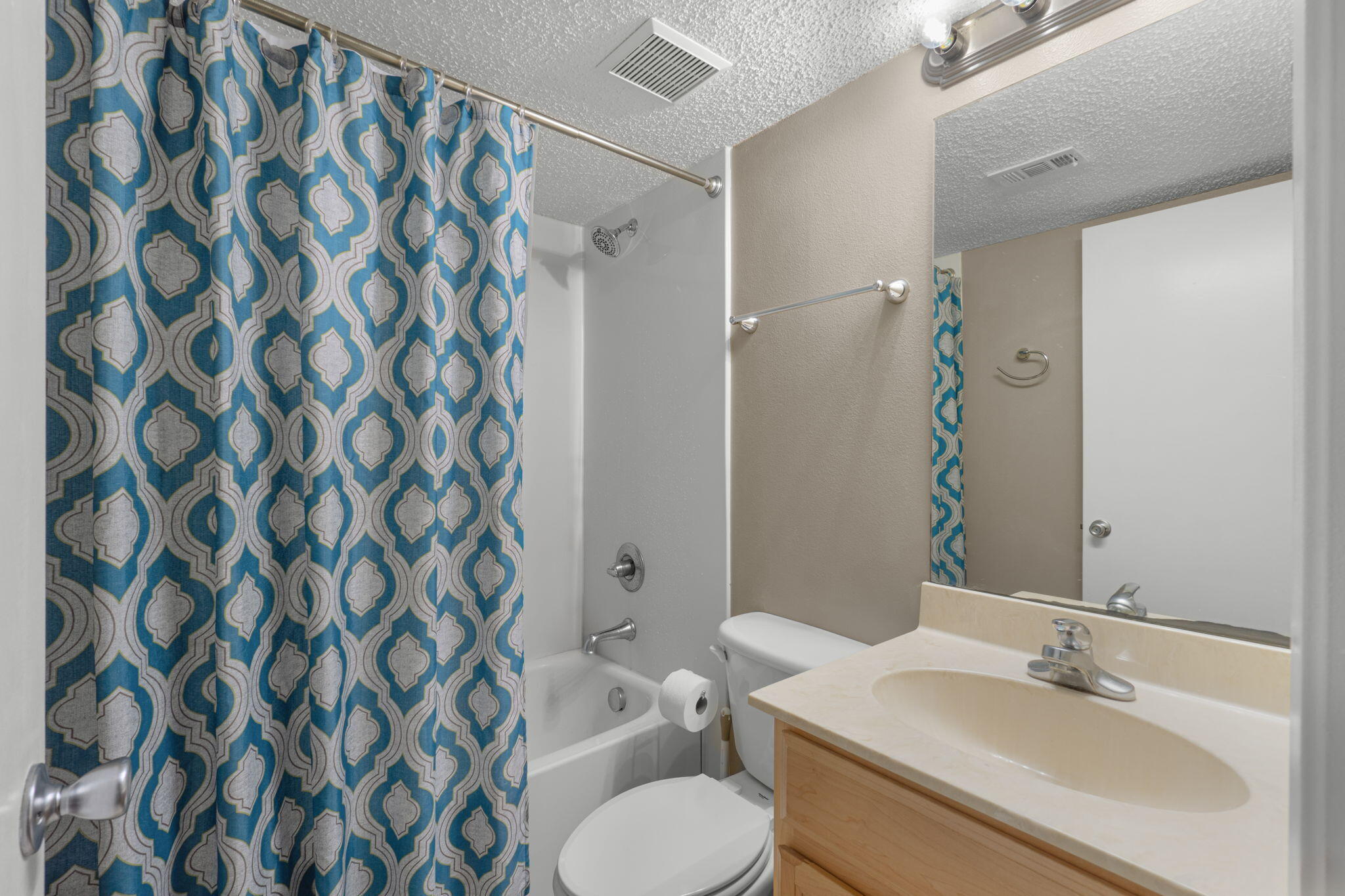 ISLAND ECHO CONDO - Residential