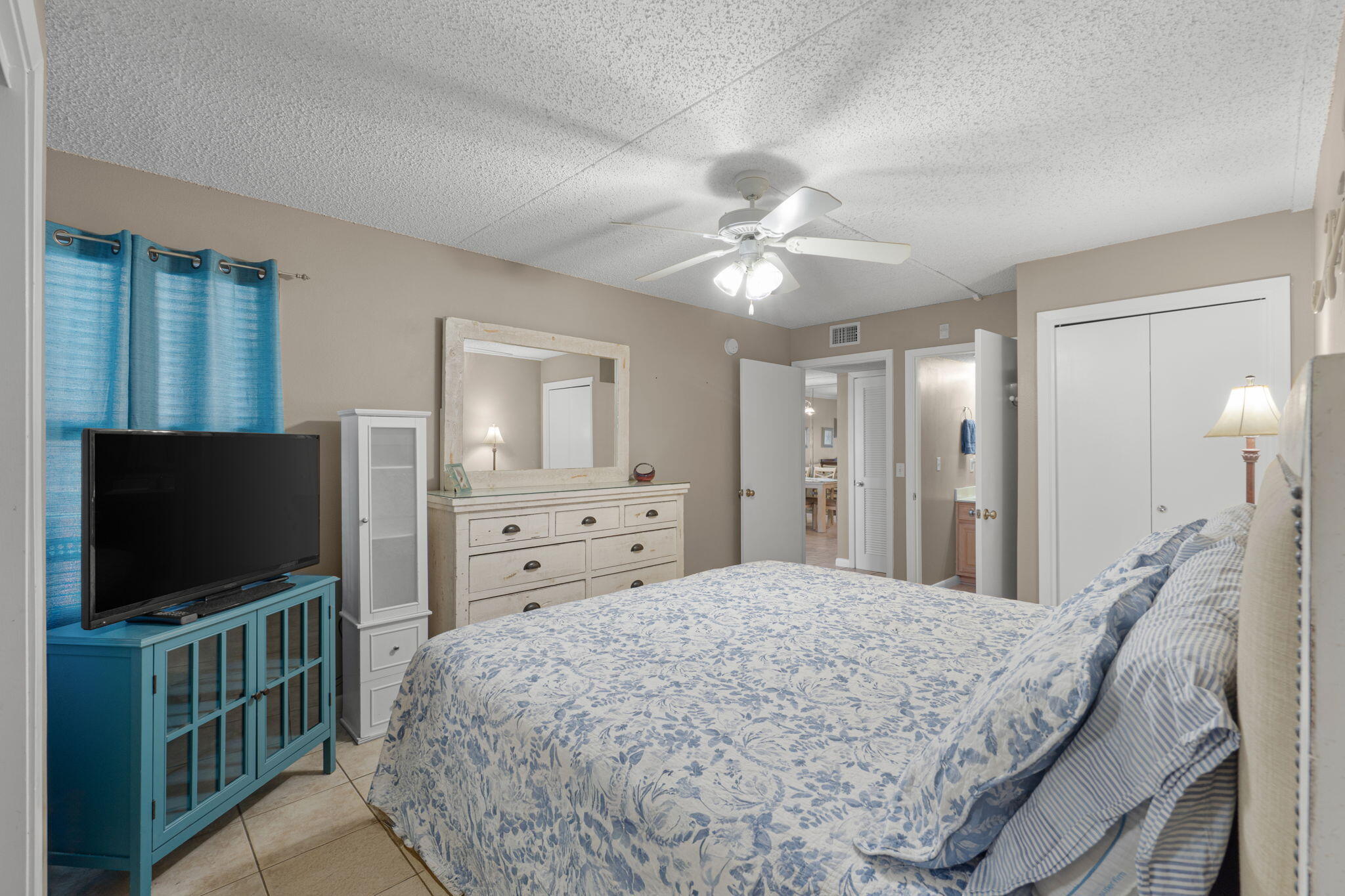 ISLAND ECHO CONDO - Residential