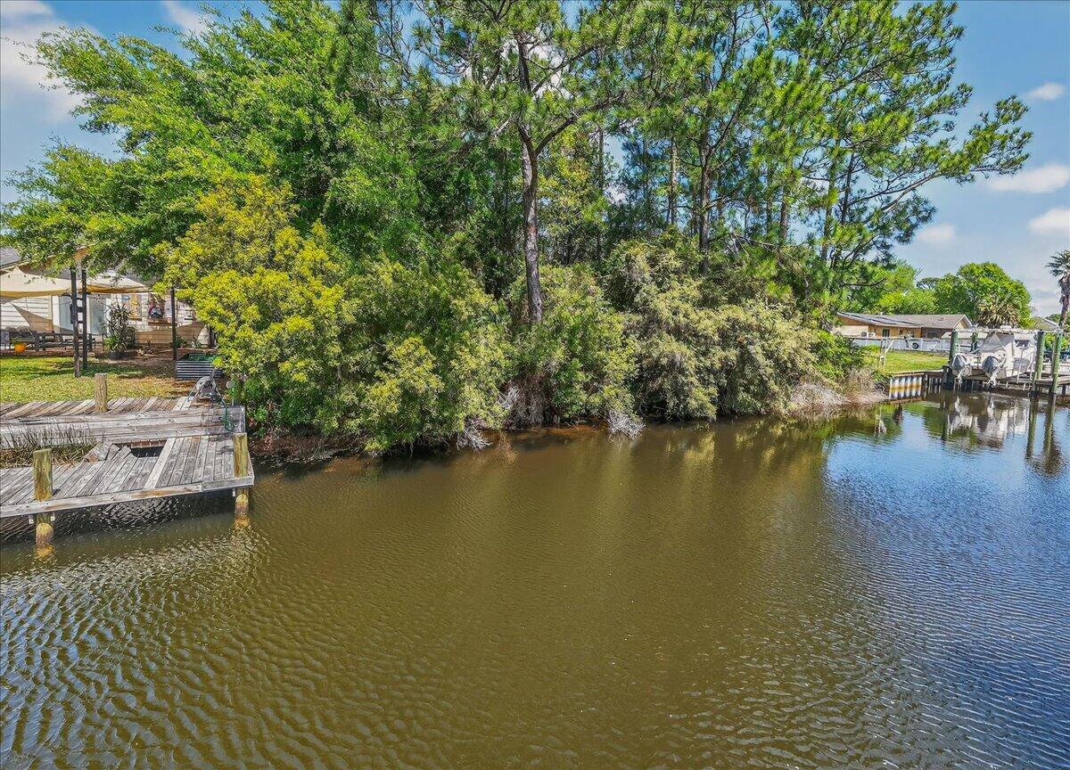 POLYNESIAN ISLANDS - Land