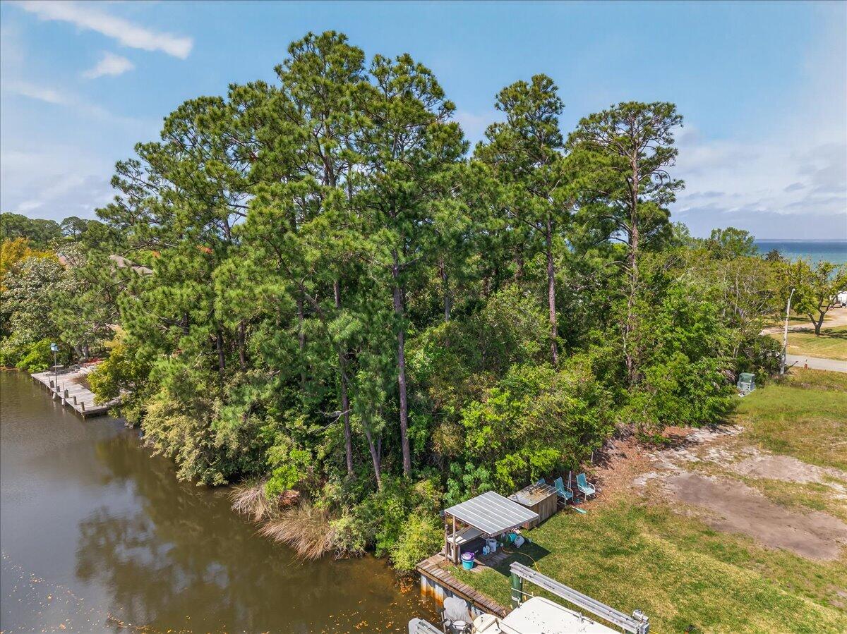 POLYNESIAN ISLANDS - Land