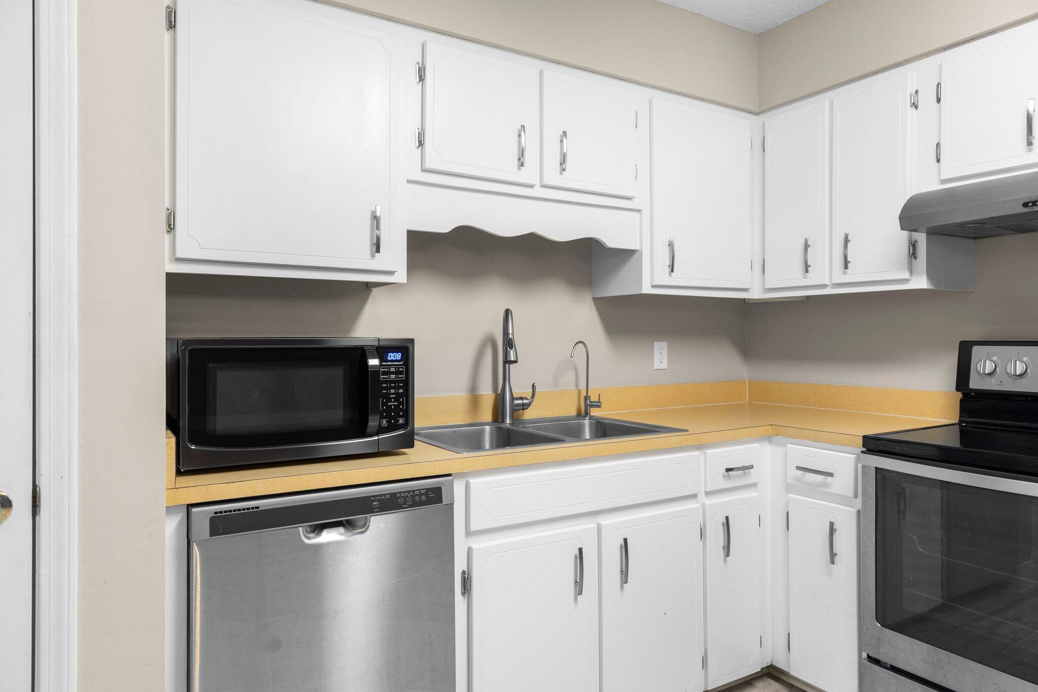 BLUE PINE VILLAGE AMENDED - Residential Lease