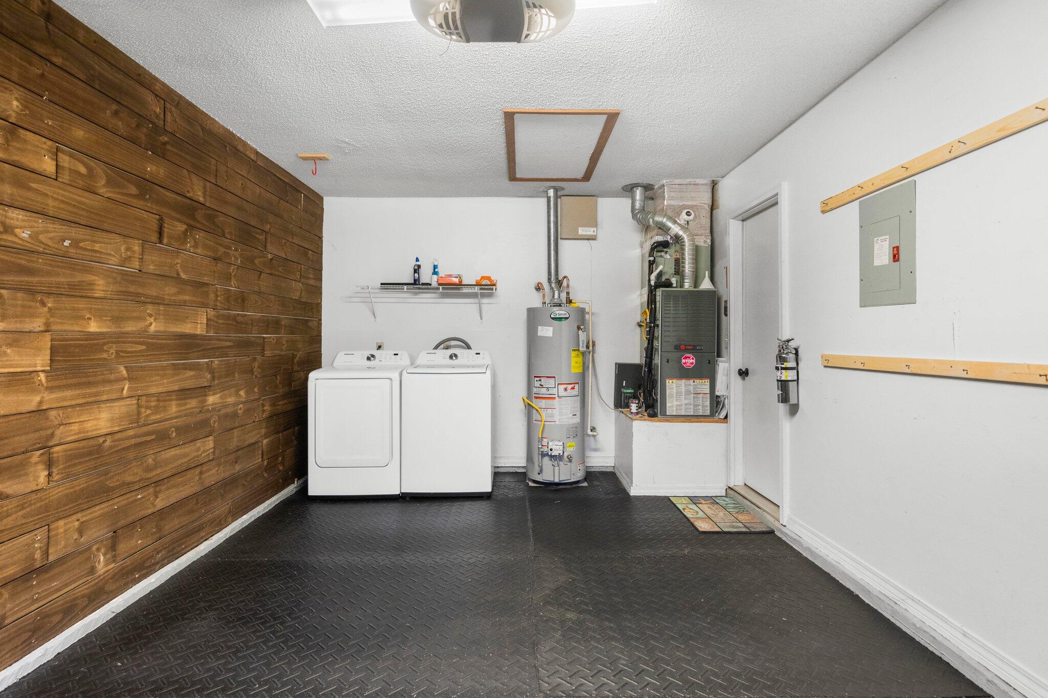 BLUE PINE VILLAGE AMENDED - Residential Lease