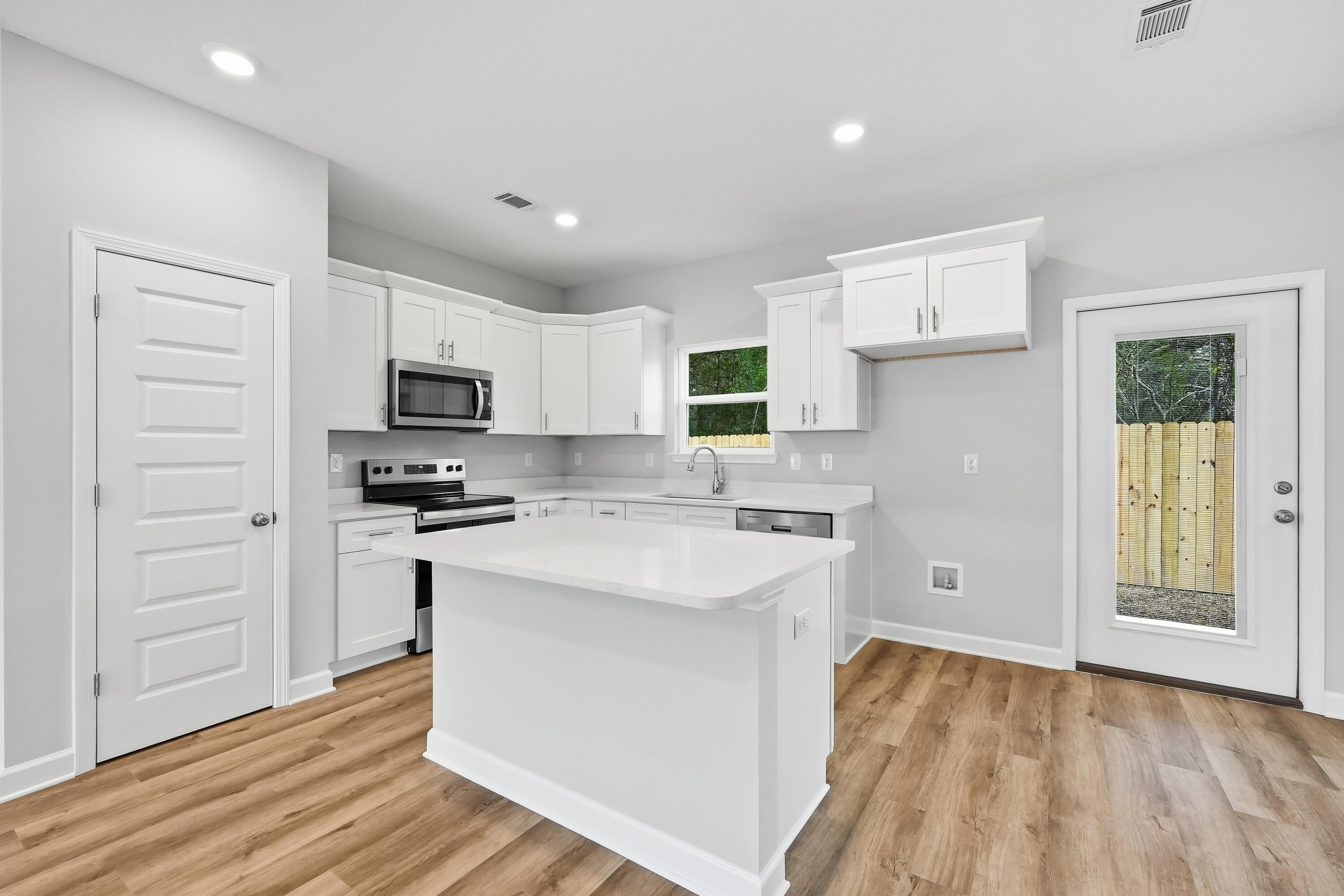 Live Oak Cottages - Residential