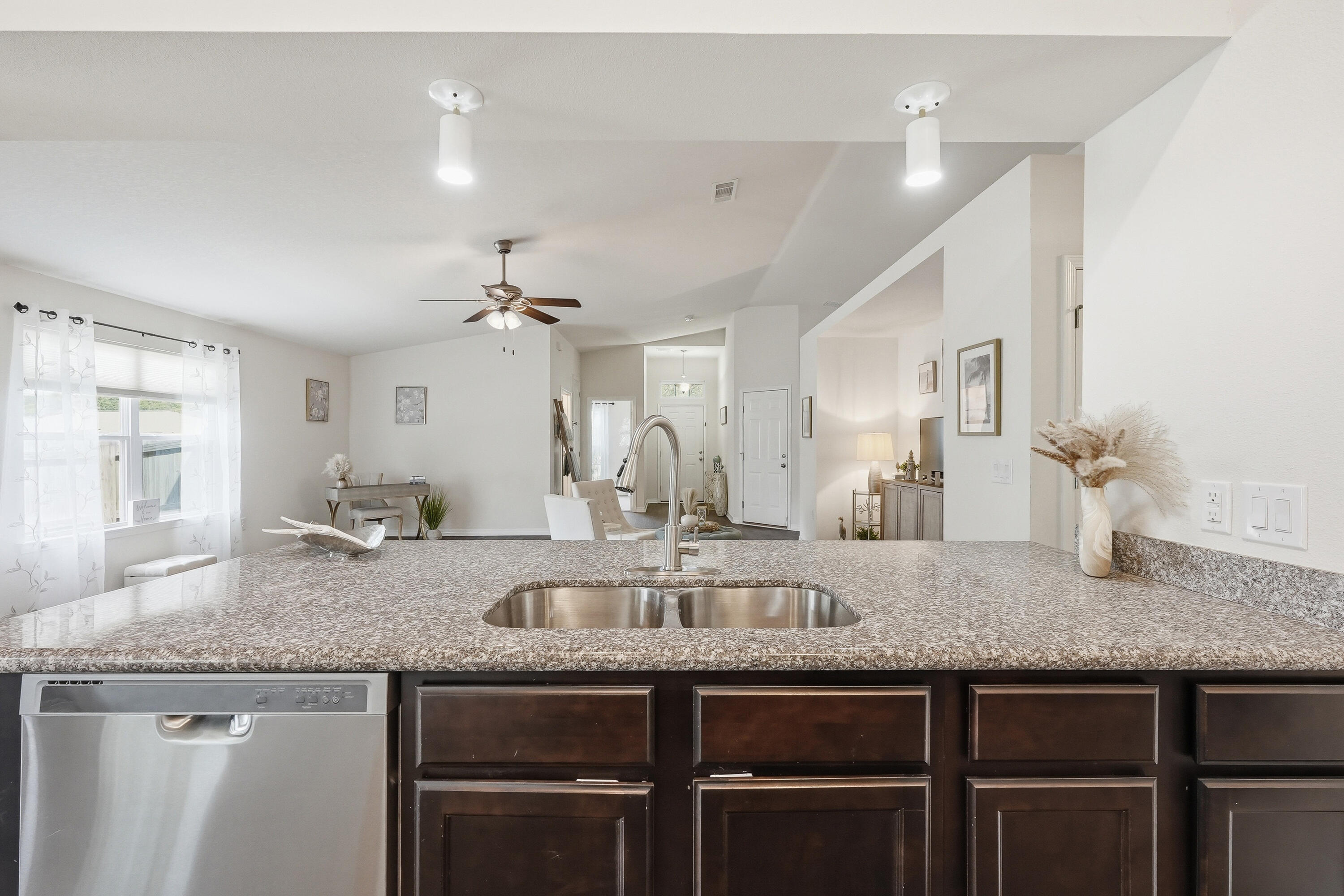 NAVARRE S/D 2ND ADDN - Residential