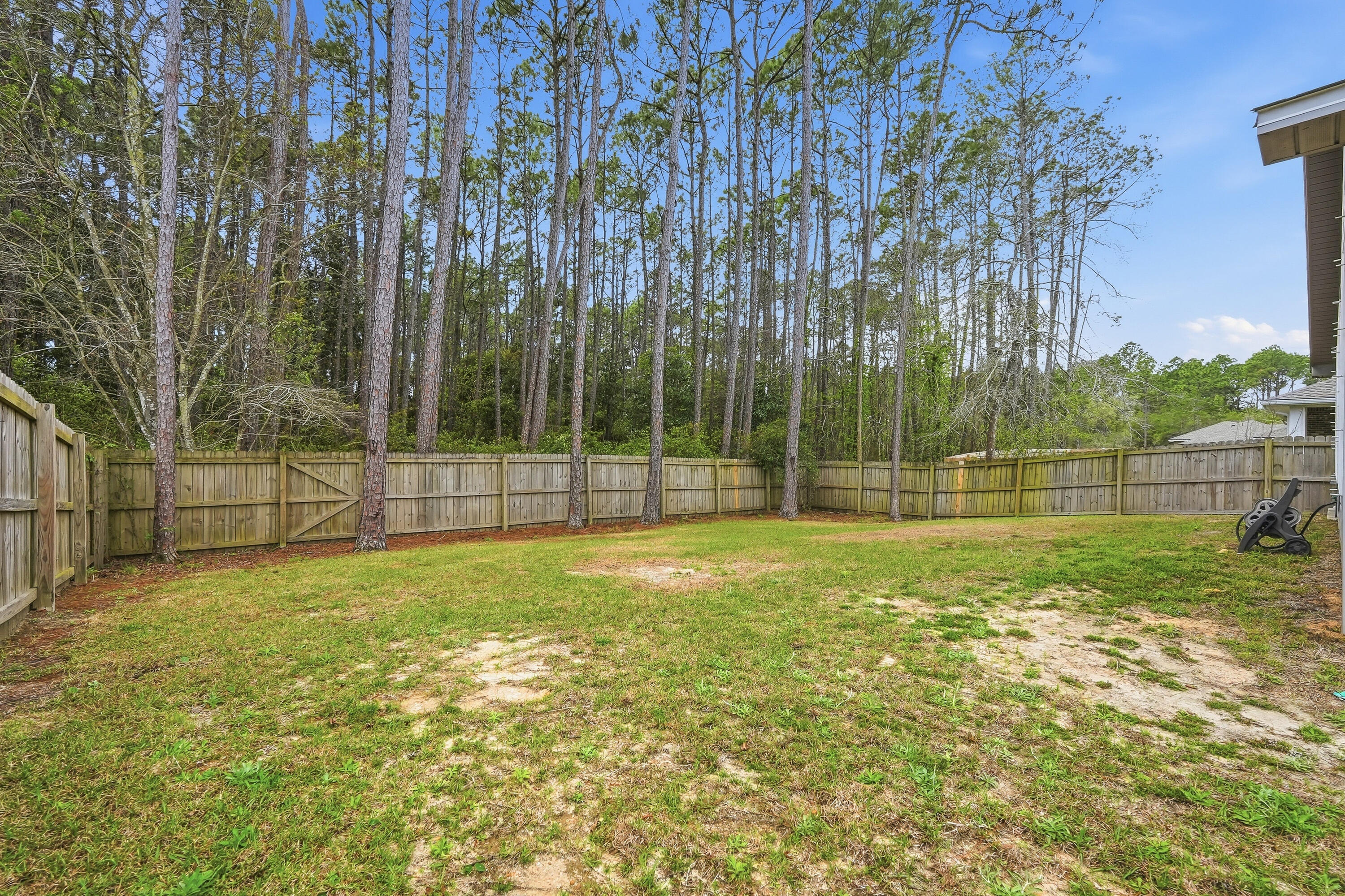 NAVARRE S/D 2ND ADDN - Residential