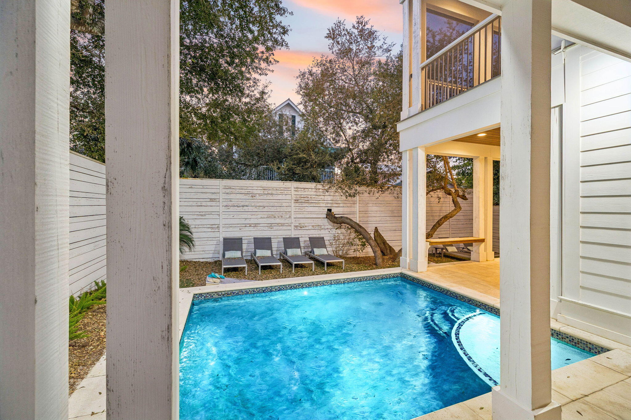 135 Dogwood Street
