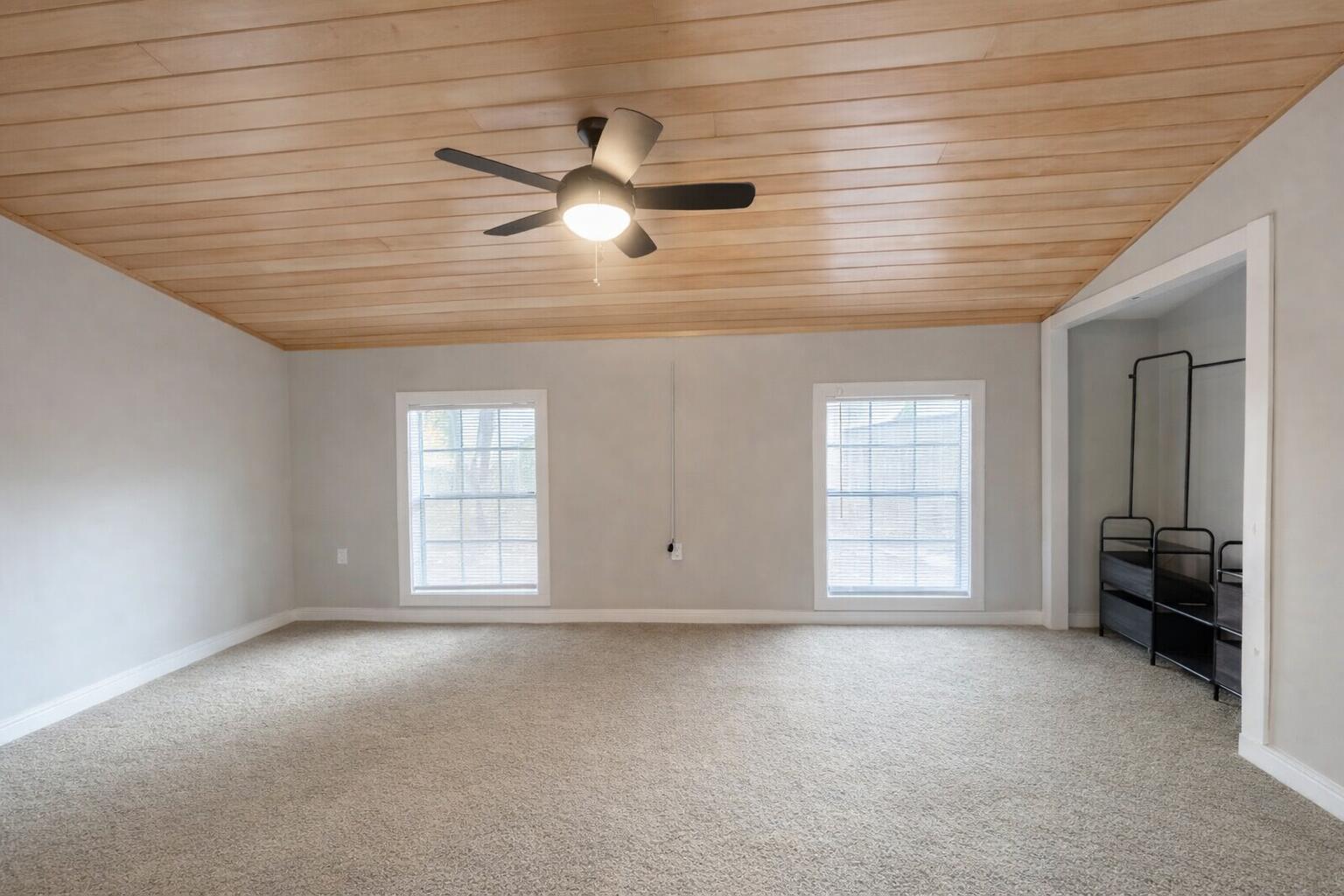 CRESTVIEW - Residential Lease