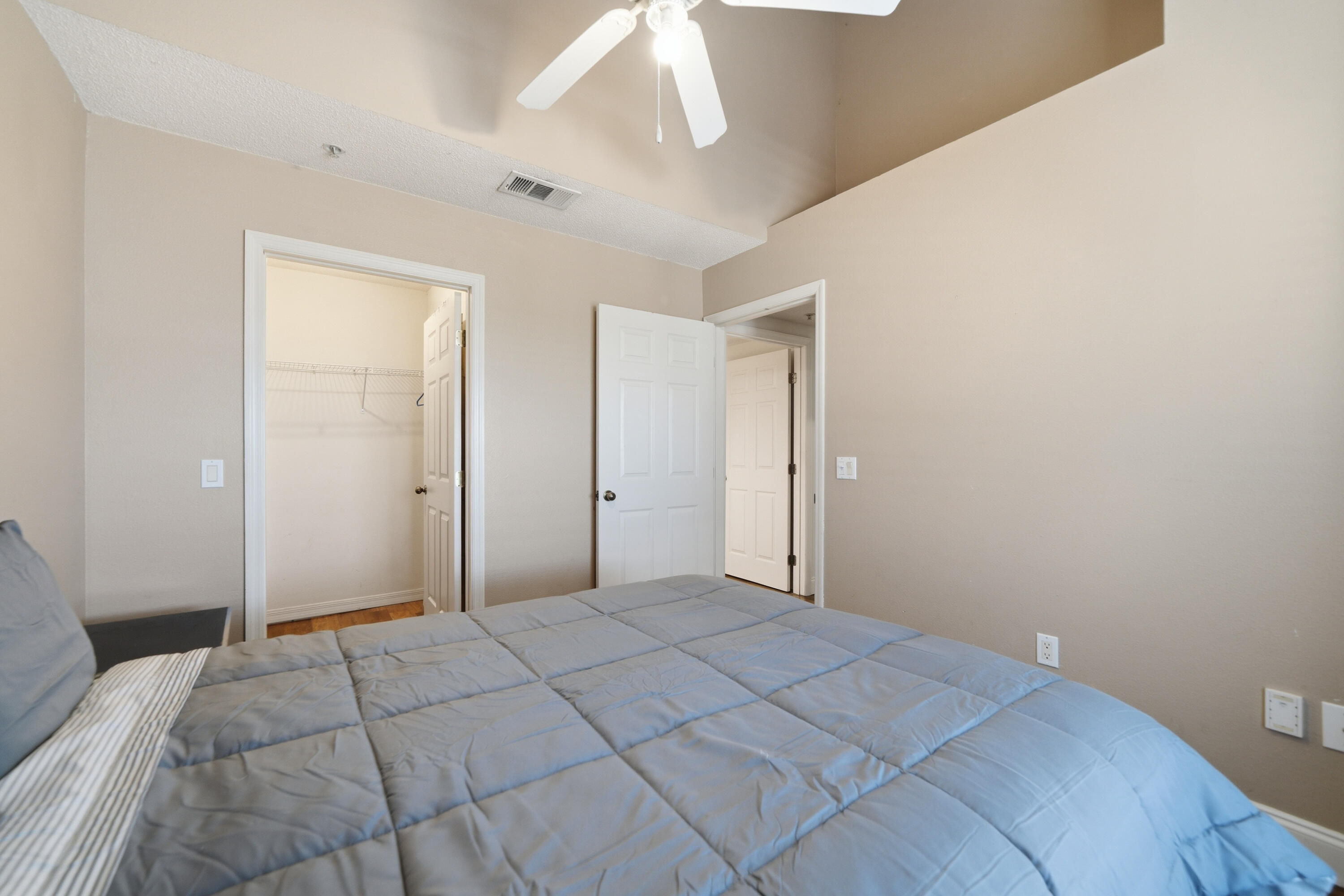 THE FLORIDA CLUB - Residential