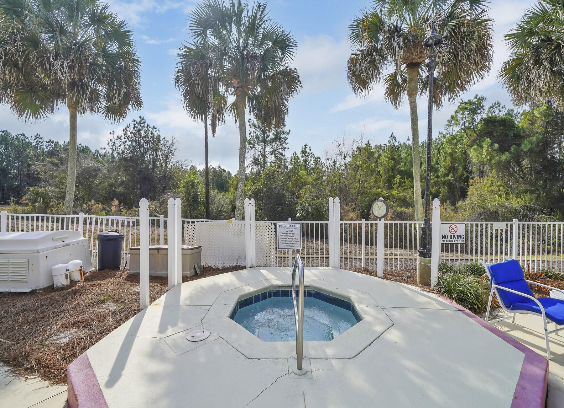 THE FLORIDA CLUB - Residential