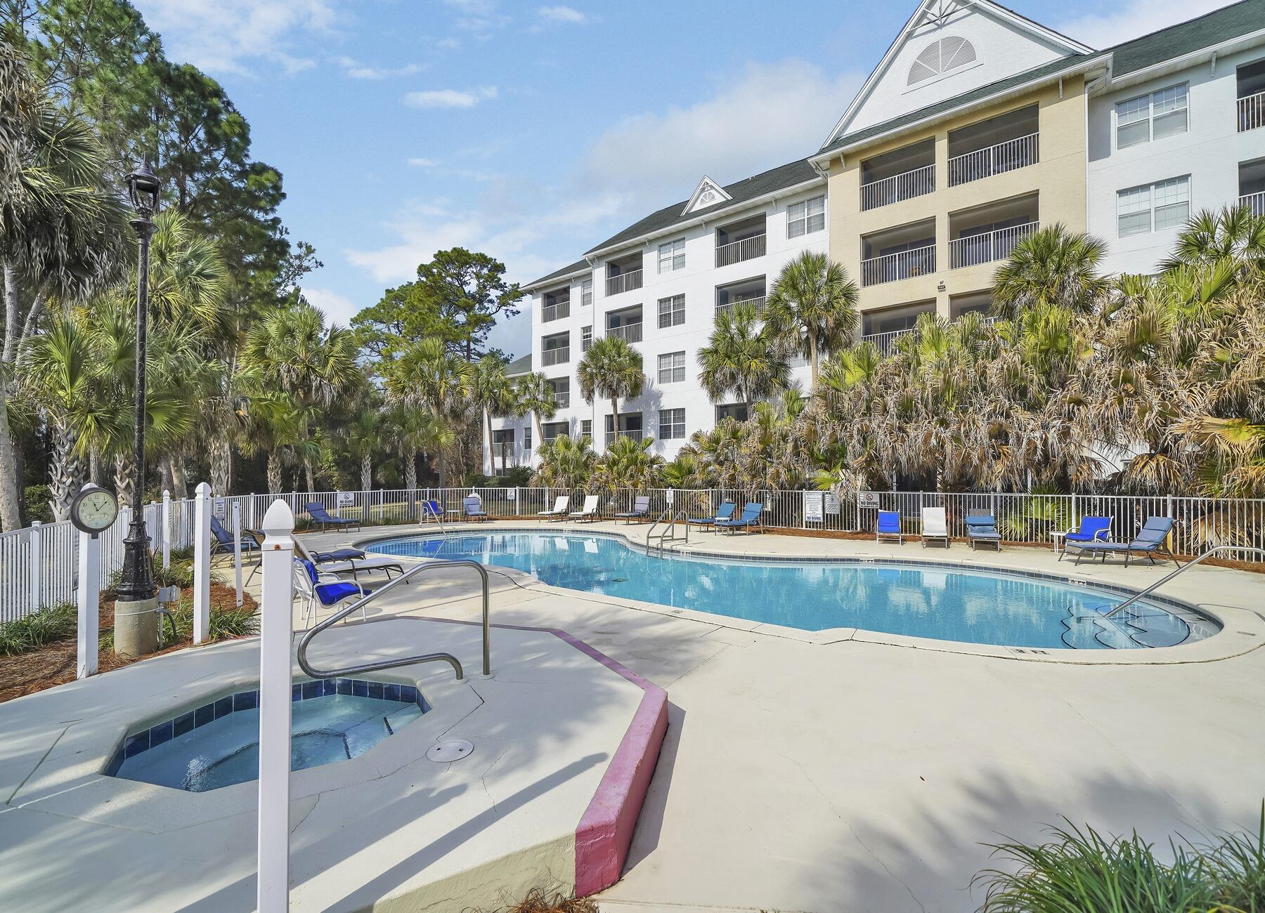 THE FLORIDA CLUB - Residential