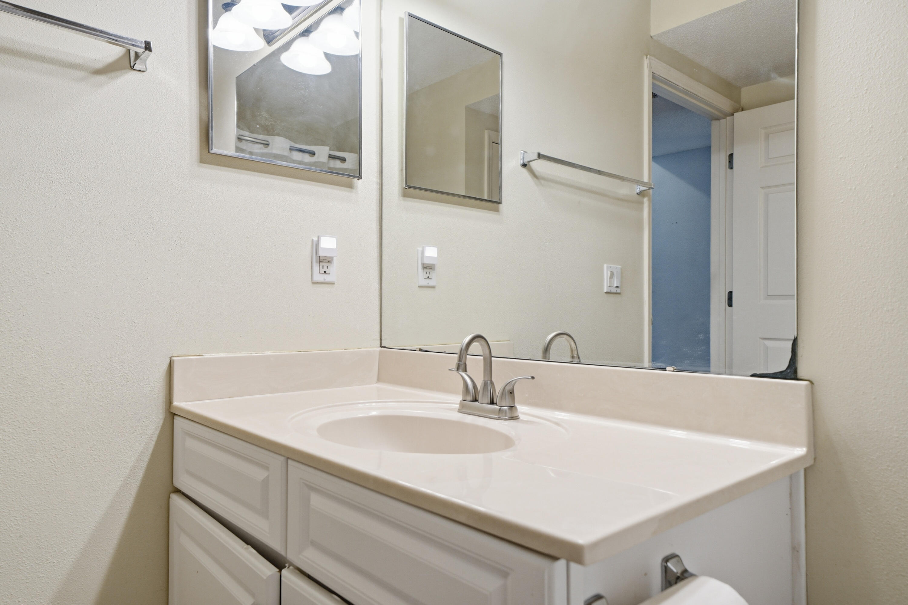 THE FLORIDA CLUB - Residential