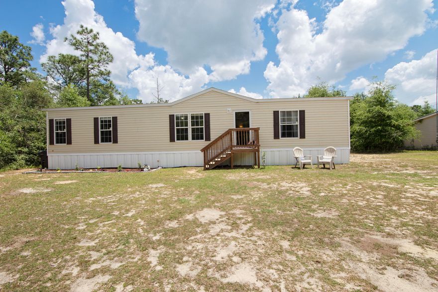 LAND AND NO HOA near Hwy 331!  
***Sellers offering $6500 Buyer Credit!!*** 
Enjoy the space and flexibility of country living in a 2021-built home just minutes from DeFuniak Springs and easy access south to Freeport and the beaches.
1-ACRE  HOMESITE-Grow your own vegetables, raise chickens, room for your RV or Boat- NO RESTRICTIONS- YOUR LAND, YOUR CHOICE!
Newer construction w a private setting OFFERING AFFORDABILITY AND PRIVACY while close to everything DFS has to offer: restaurants, shopping, winery, Great downtown area w weekly Farmer's Market and Endless events year-round! Live in the Country but a short, 40 Minute drive and you're on the Beautiful South Walton Beaches!!!