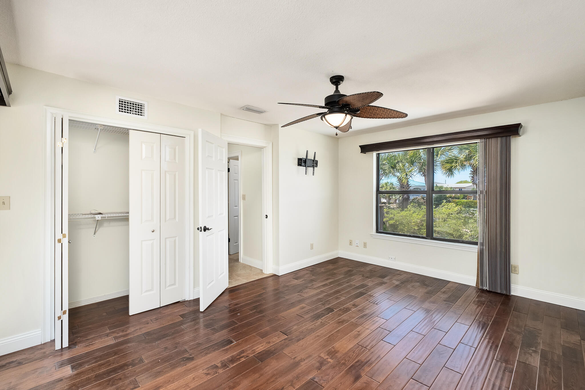 SANTA ROSA ISLAND - Residential