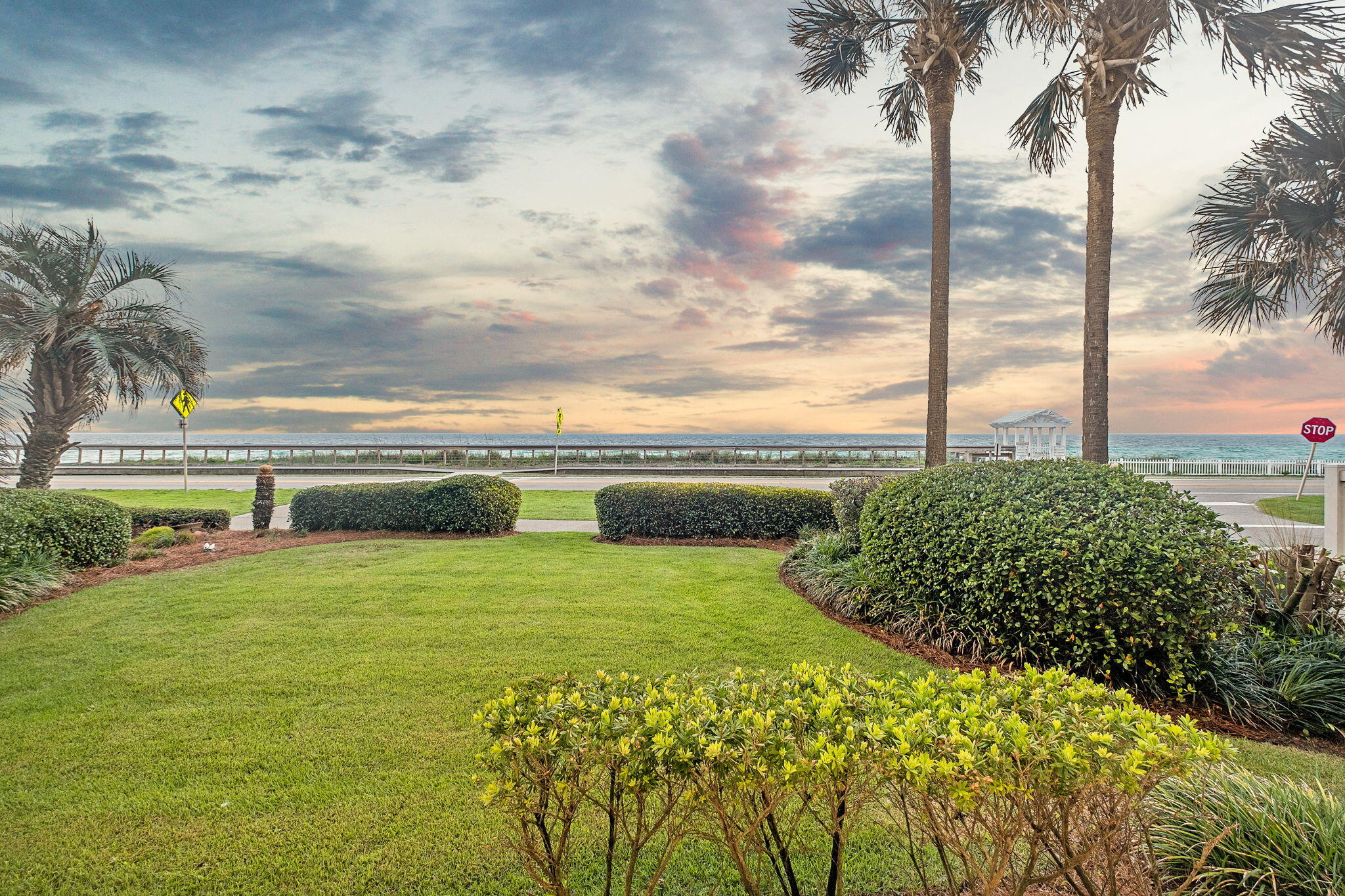 MARAVILLA SHORES - Residential