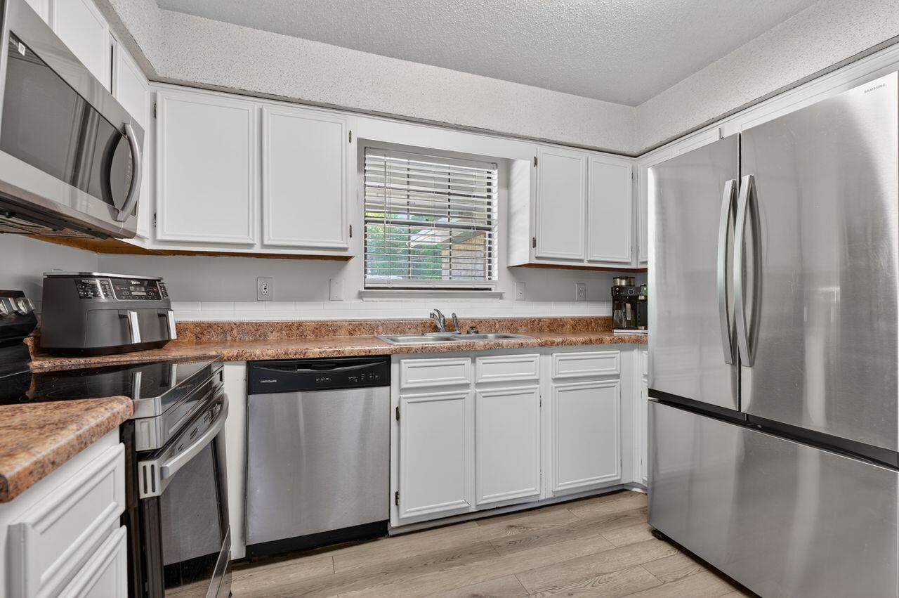 SOUTHVIEW ESTATES - Residential