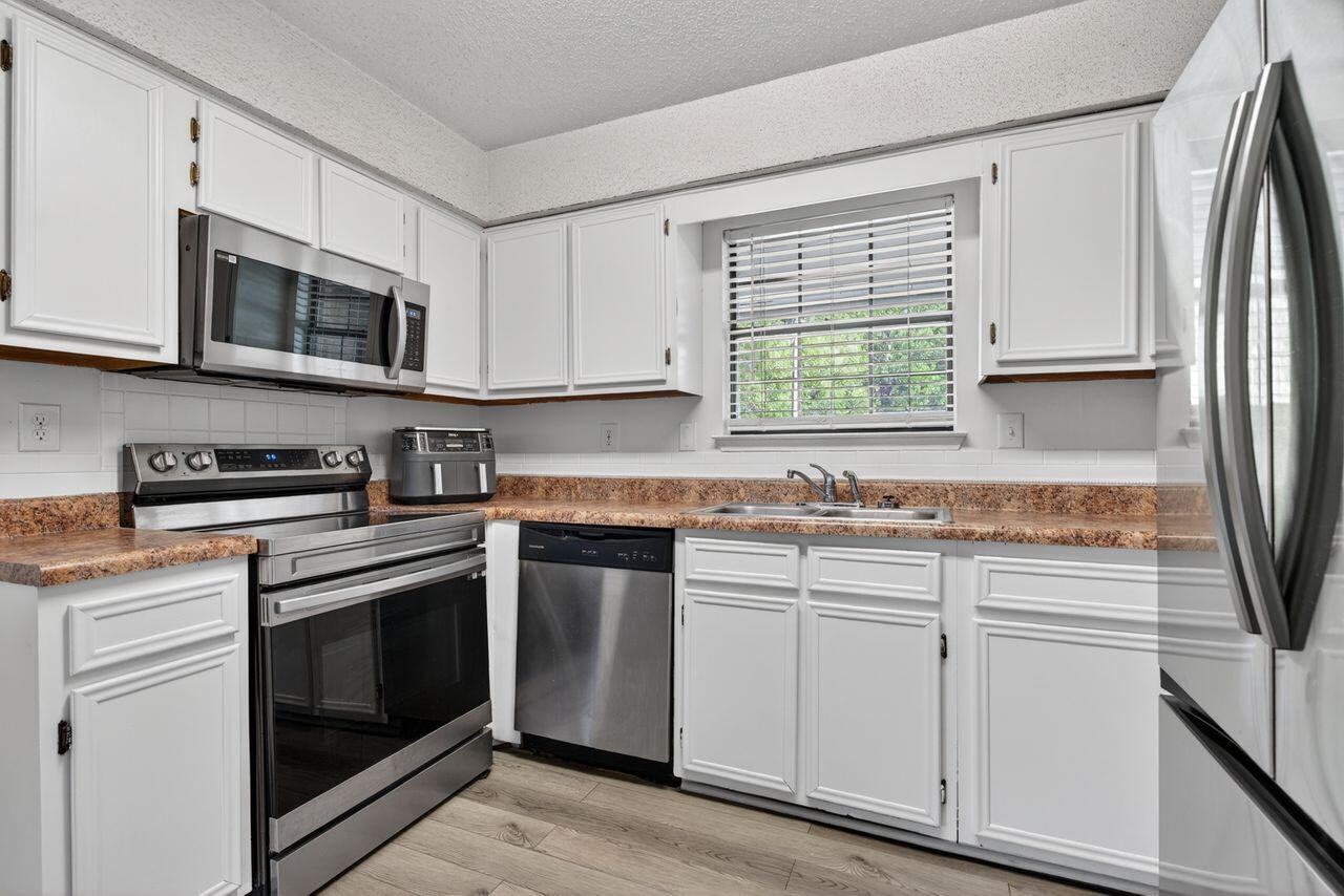 SOUTHVIEW ESTATES - Residential